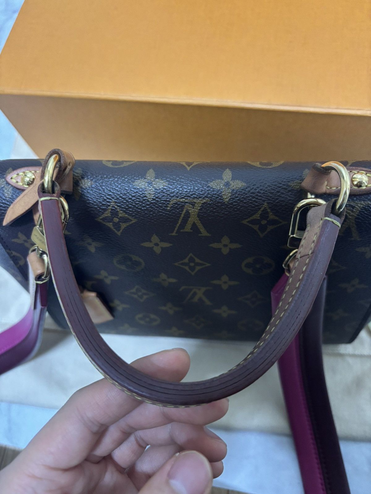 Louis Vuitton Louis Vuitton Cluny BB Shoulder Bag Size ONE SIZE - 15 Thumbnail