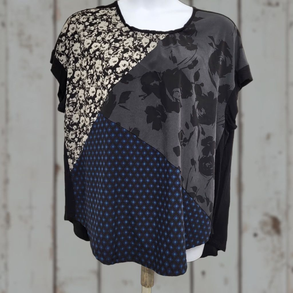 Vintage Lane Bryant Top Women's 22/24 Black White Blue Mixed Print Bohemian Hippie Career Shirt Size 3XL / US 20-22 - 1 Thumbnail
