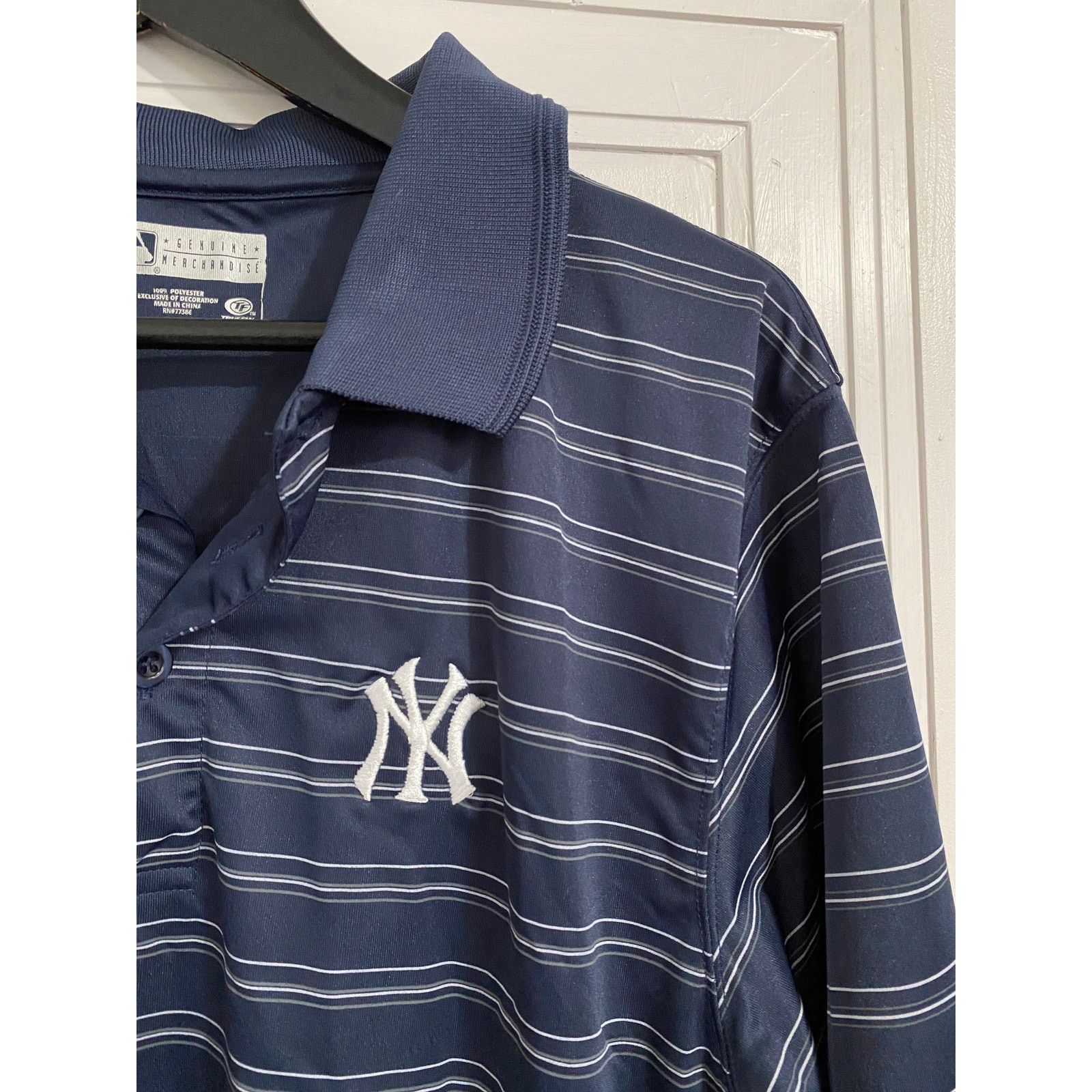 MLB New York Yankees Blue Striped Polo Shirt Men's Size Medium Size US M / EU 48-50 / 2 - 2 Thumbnail