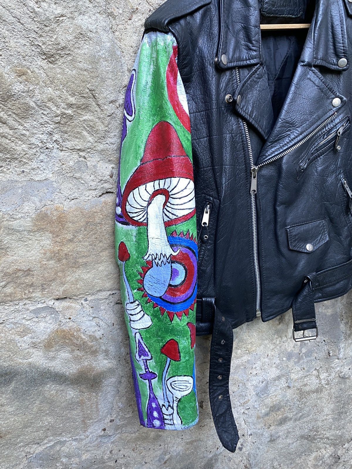 Vintage Rare (60s Hippie style) Hand Painted Leather Biker Jacket Size US M / EU 48-50 / 2 - 3 Thumbnail