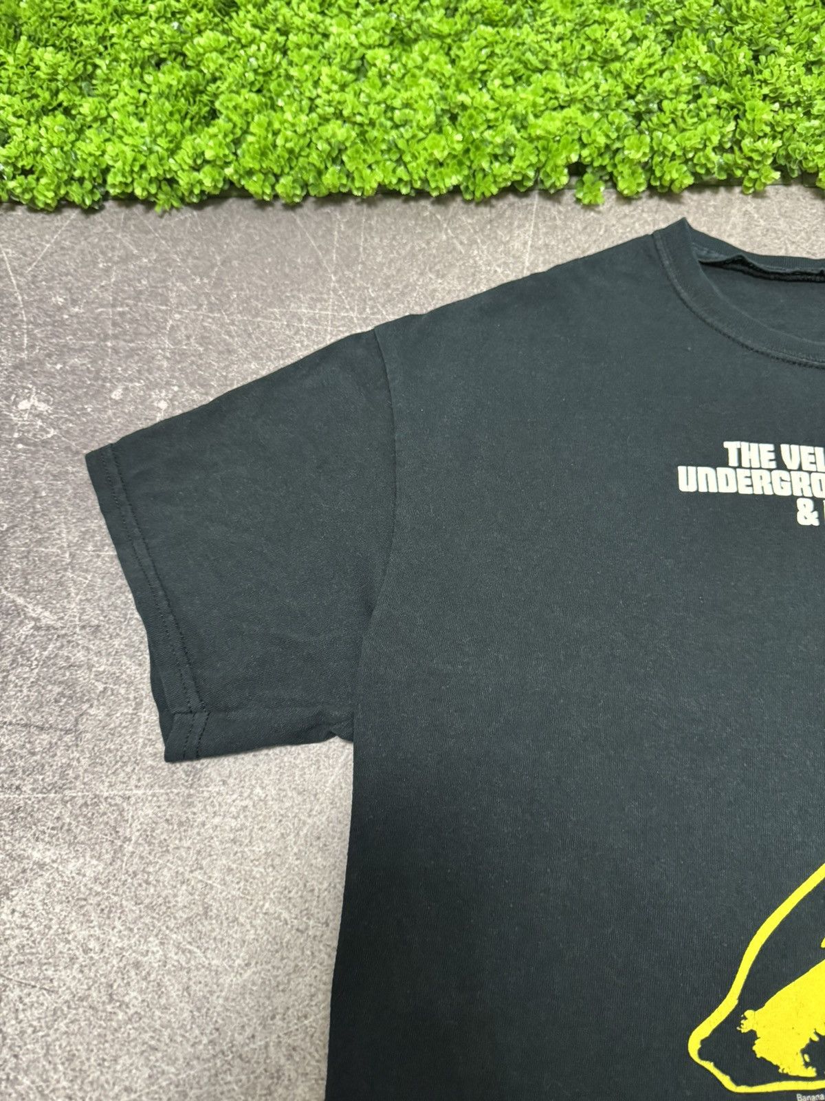 Band Tees Vintage 2000s The Velvet Underground & Nico Andy Warhol Tee Size US L / EU 52-54 / 3 - 7 Thumbnail