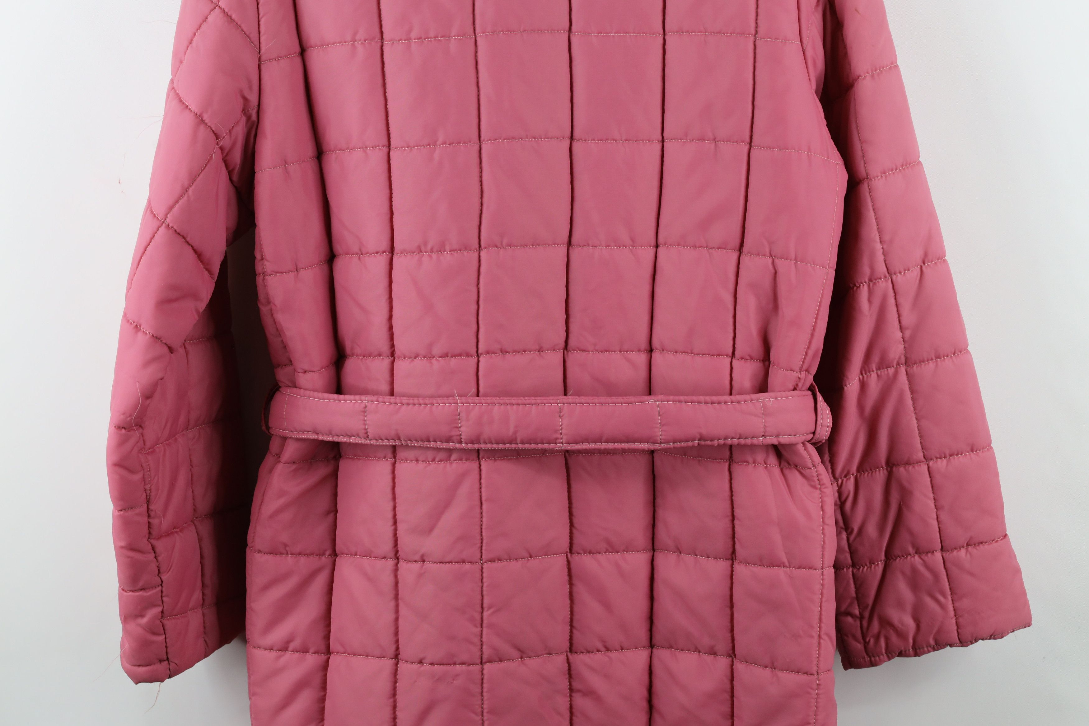 Vintage Vintage 70s Streetwear Quilted Belted Puffer Jacket Pink USA Size L / US 10 / IT 46 - 15 Thumbnail