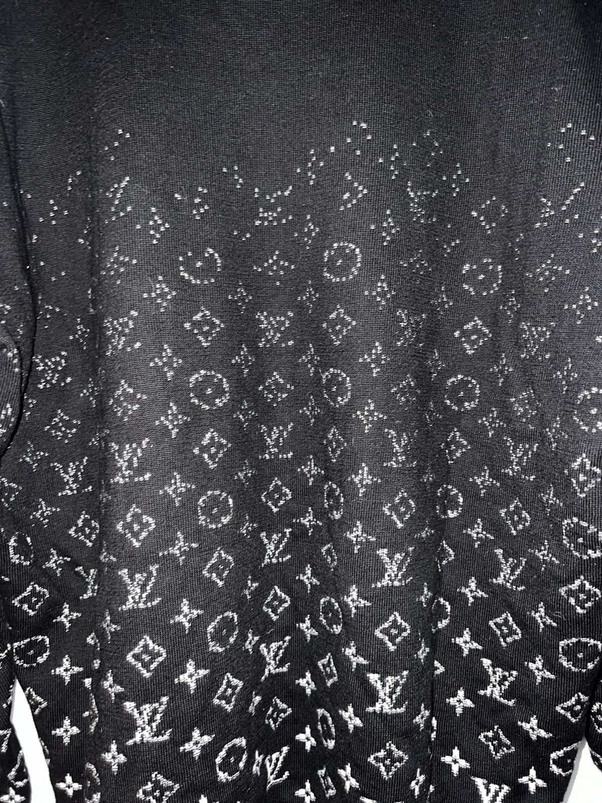 Louis Vuitton Louis Vuitton Crewneck black Size US XXL / EU 58 / 5 - 9 Thumbnail