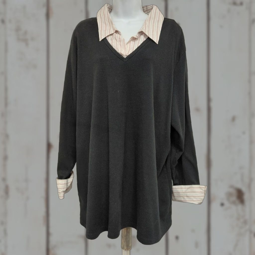 Vintage Venezia Vitale Sweater Black Long Sleeve Collar Striped Shirt Womens 18/20 Plus Knit Pullover Casual Sleeve 3/4 Sleeve V-Neck Fans Mens? Size XXL / US 16-18 / IT 52-54 - 1 Thumbnail