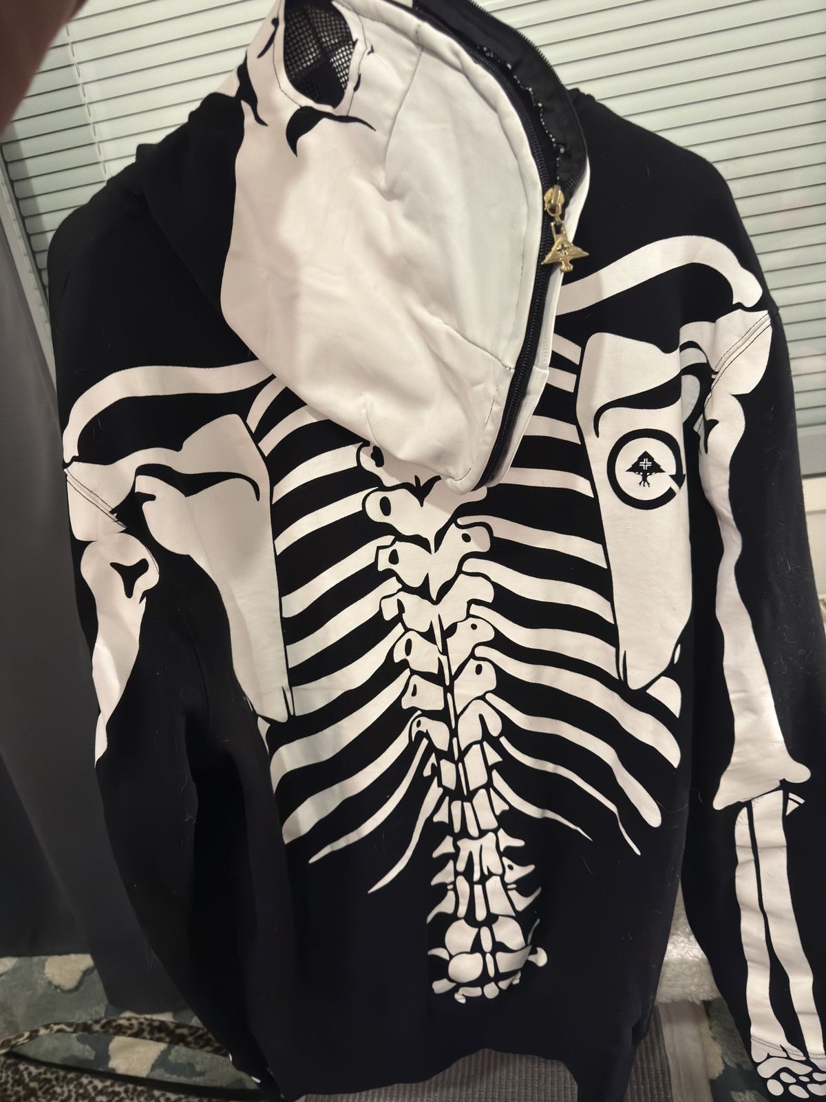 LRG Lrg dead serious skeleton hoodie Size US XL / EU 56 / 4 - 2 Thumbnail
