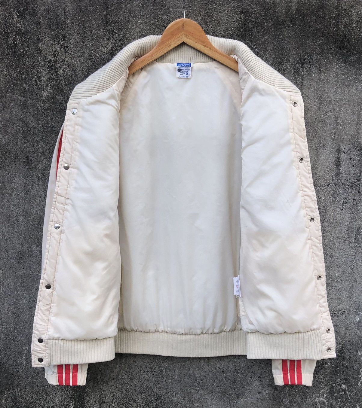 Adidas VTG 80s Adidas Descente Trefoil PufferJacket Pull in Sleeves Size US M / EU 48-50 / 2 - 12 Thumbnail