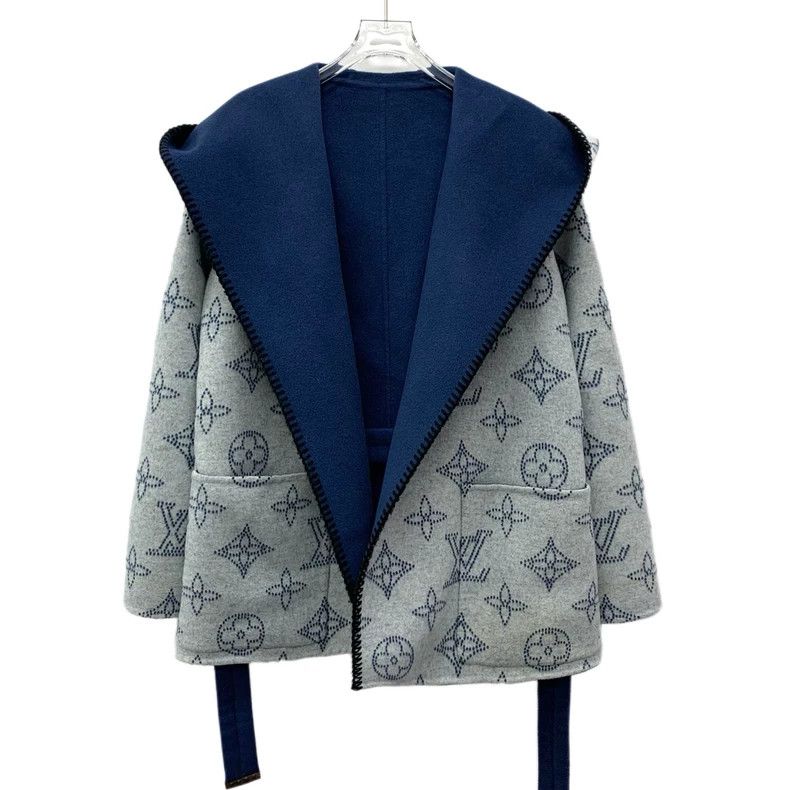 Louis Vuitton Louis Vuitton 24 blue logo, full print, full print, wool h Size XS / US 0-2 / IT 36-38 - 1 Thumbnail