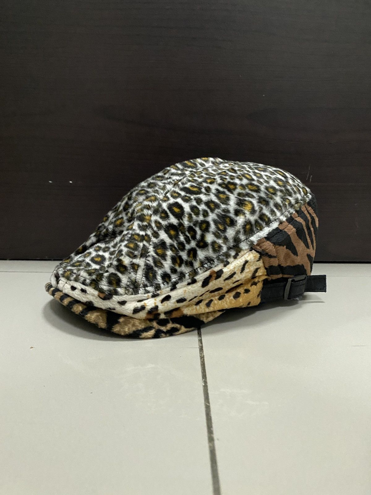 Other Leapordprint Baretta Hat Size ONE SIZE - 1 Thumbnail