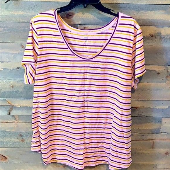 Other NWOT a.n.a. Striped T-shirt Size XXL / US 16-18 / IT 52-54 - 1 Thumbnail