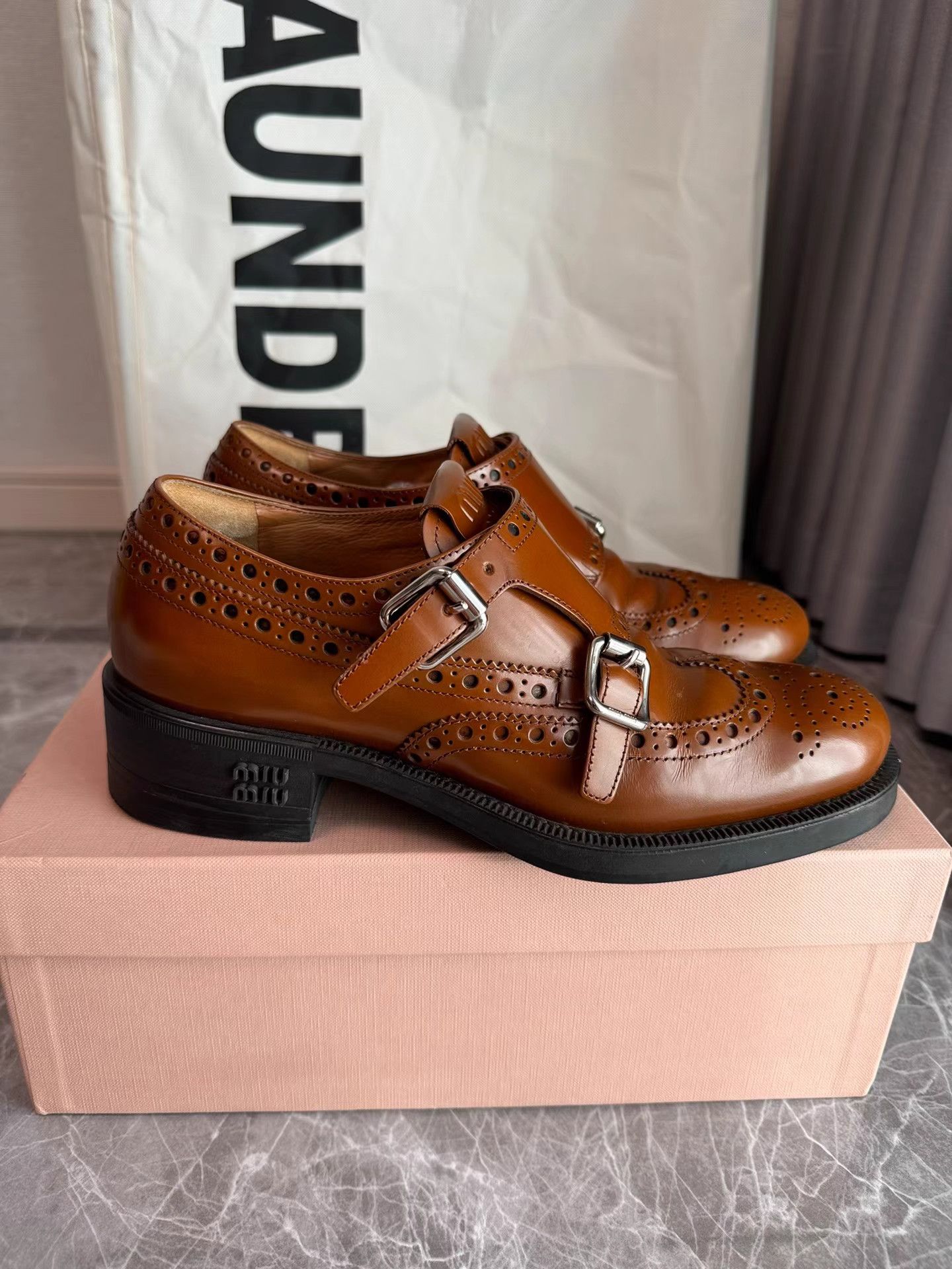 Miu Miu Miu Miu x Church’s Vintage British Oxford Loafers K6 Size US 6 / IT 36 - 3 Thumbnail