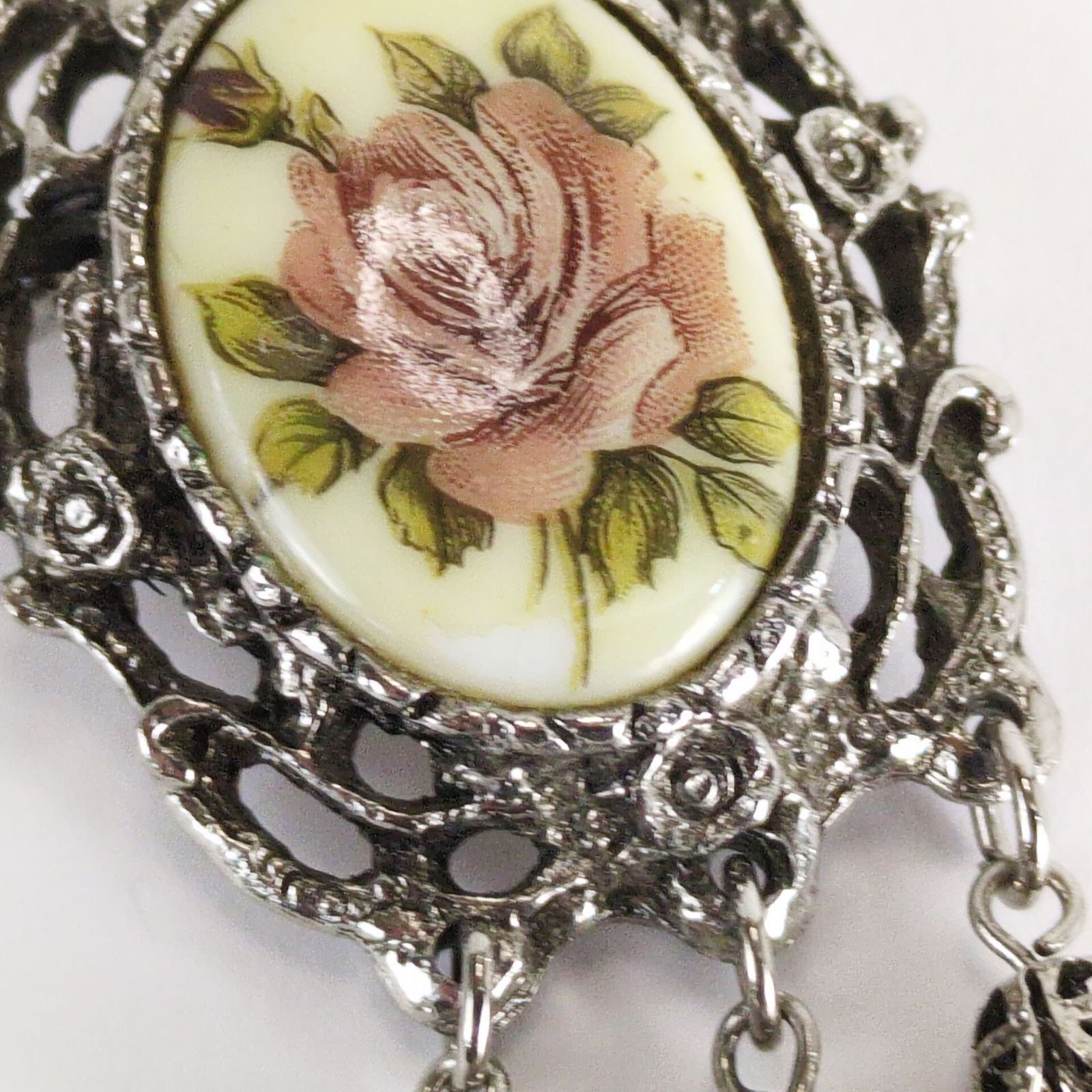Vintage Vintage Victorian Revival Rose Cameo Brooch Pin with Tassels Size ONE SIZE - 3 Thumbnail