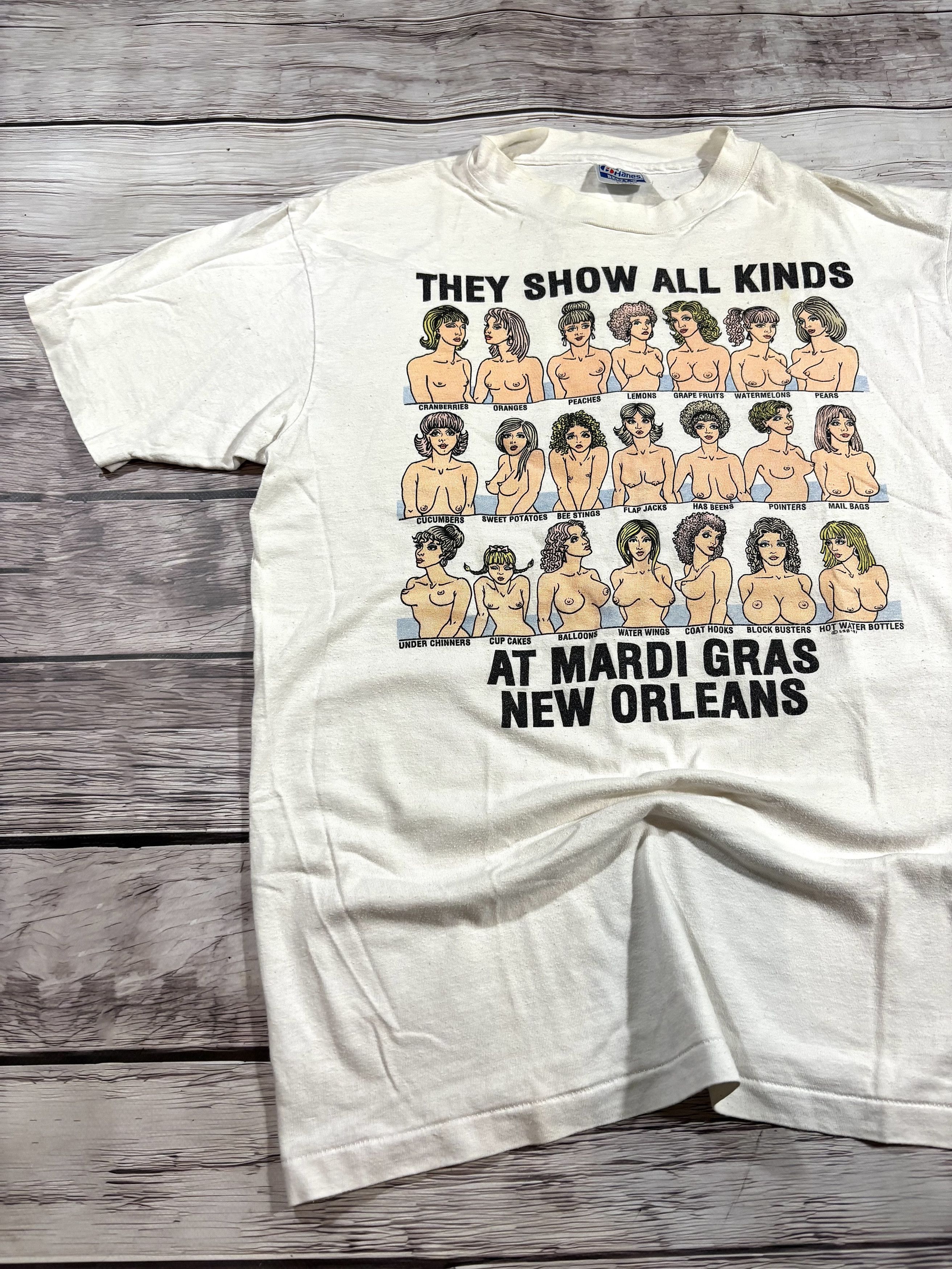 4GSELLER Hysteric Glamour Style “ Sexy Porno ” Naked Tits Humor Tee Size US L / EU 52-54 / 3 - 1 Thumbnail