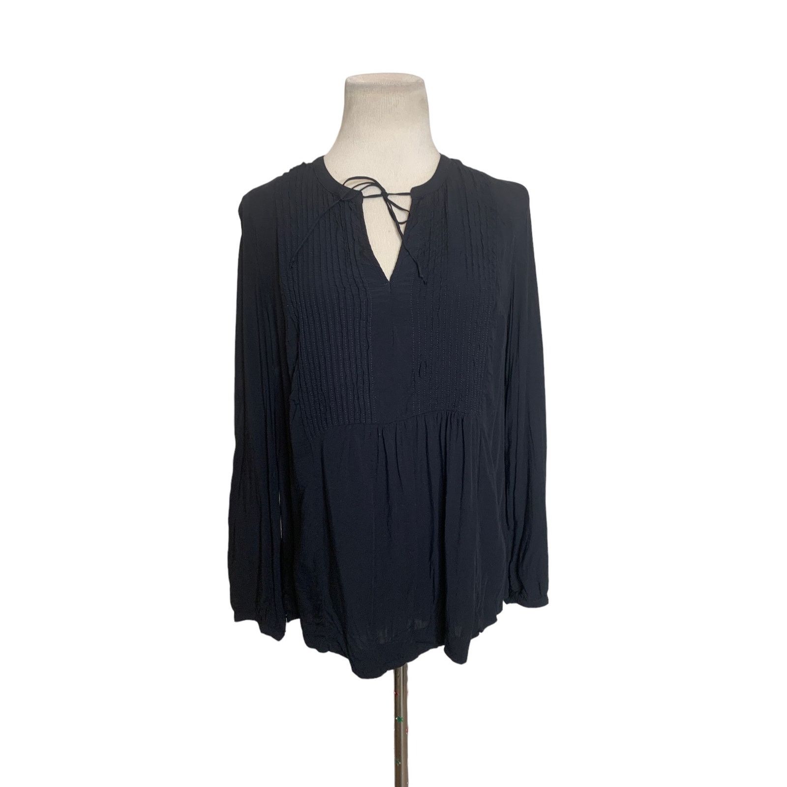 Old Navy Old Navy black long sleeves tunic top size Small Size S / US 4 / IT 40 - 10 Thumbnail