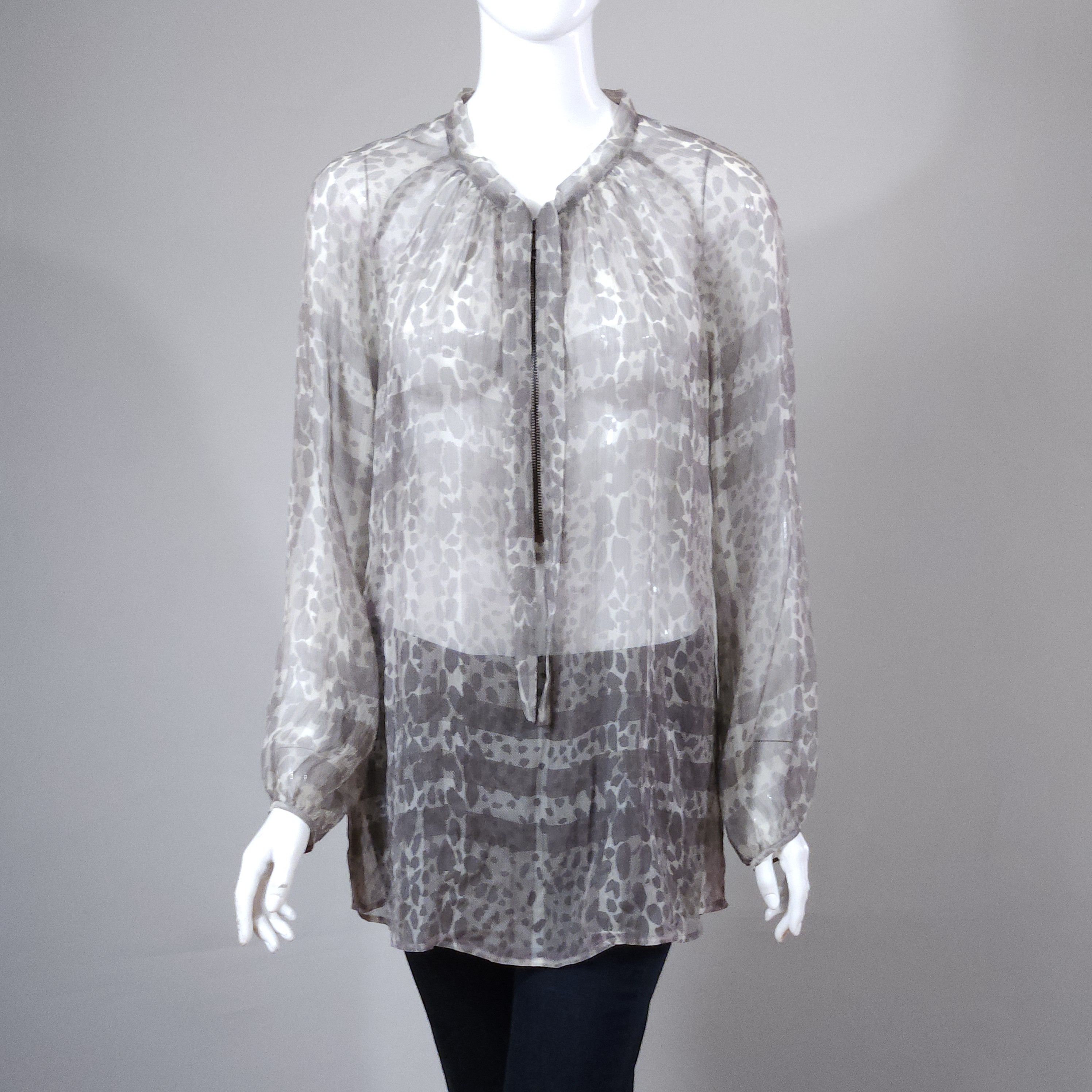Burberry Burberry London Printed Chiffon Top Blouse Silk Half Zip Size M / US 6-8 / IT 42-44 - 1 Thumbnail