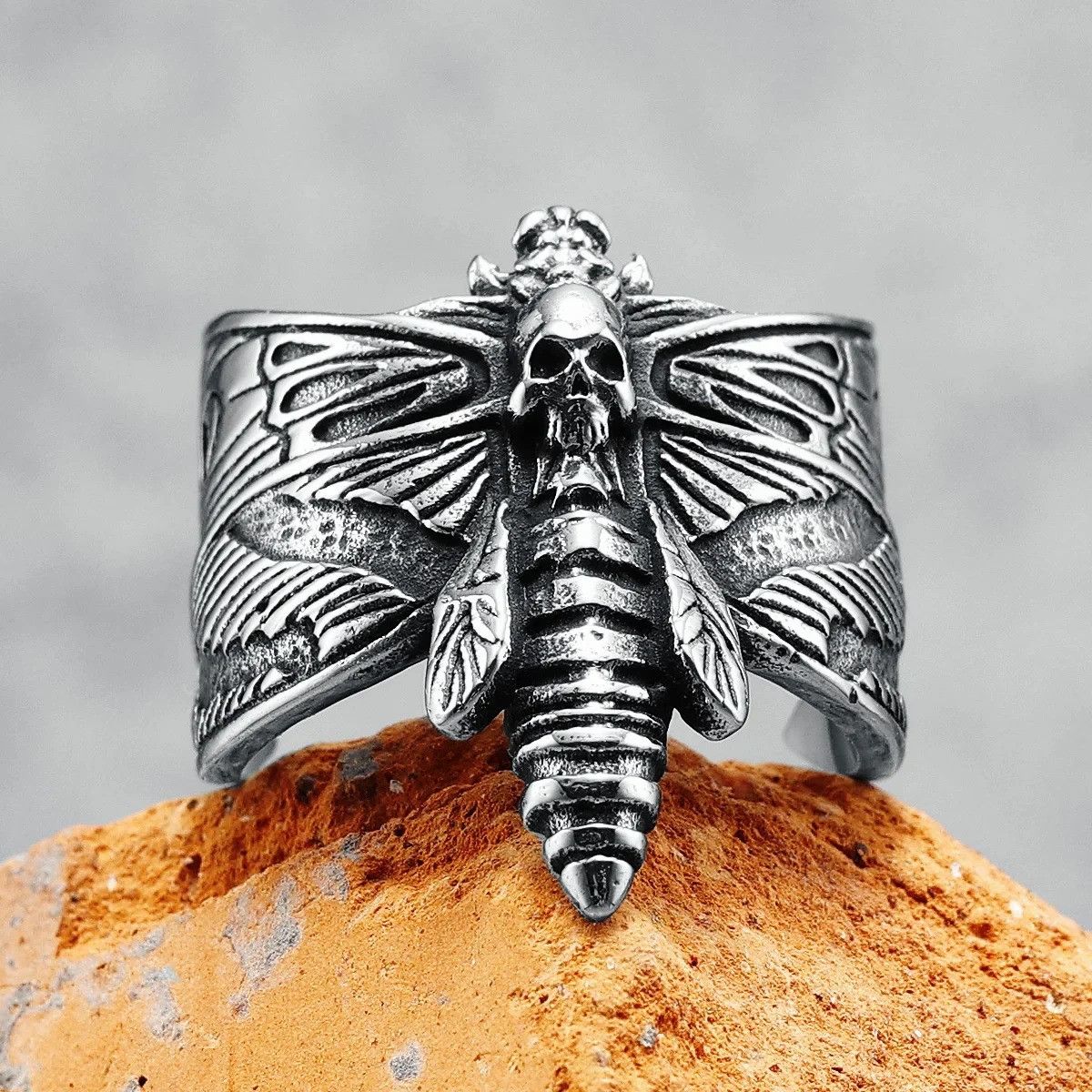 Jewelry Skull Moth Ring Streetwear Jewelry Fashion Gift Size ONE SIZE - 3 Thumbnail