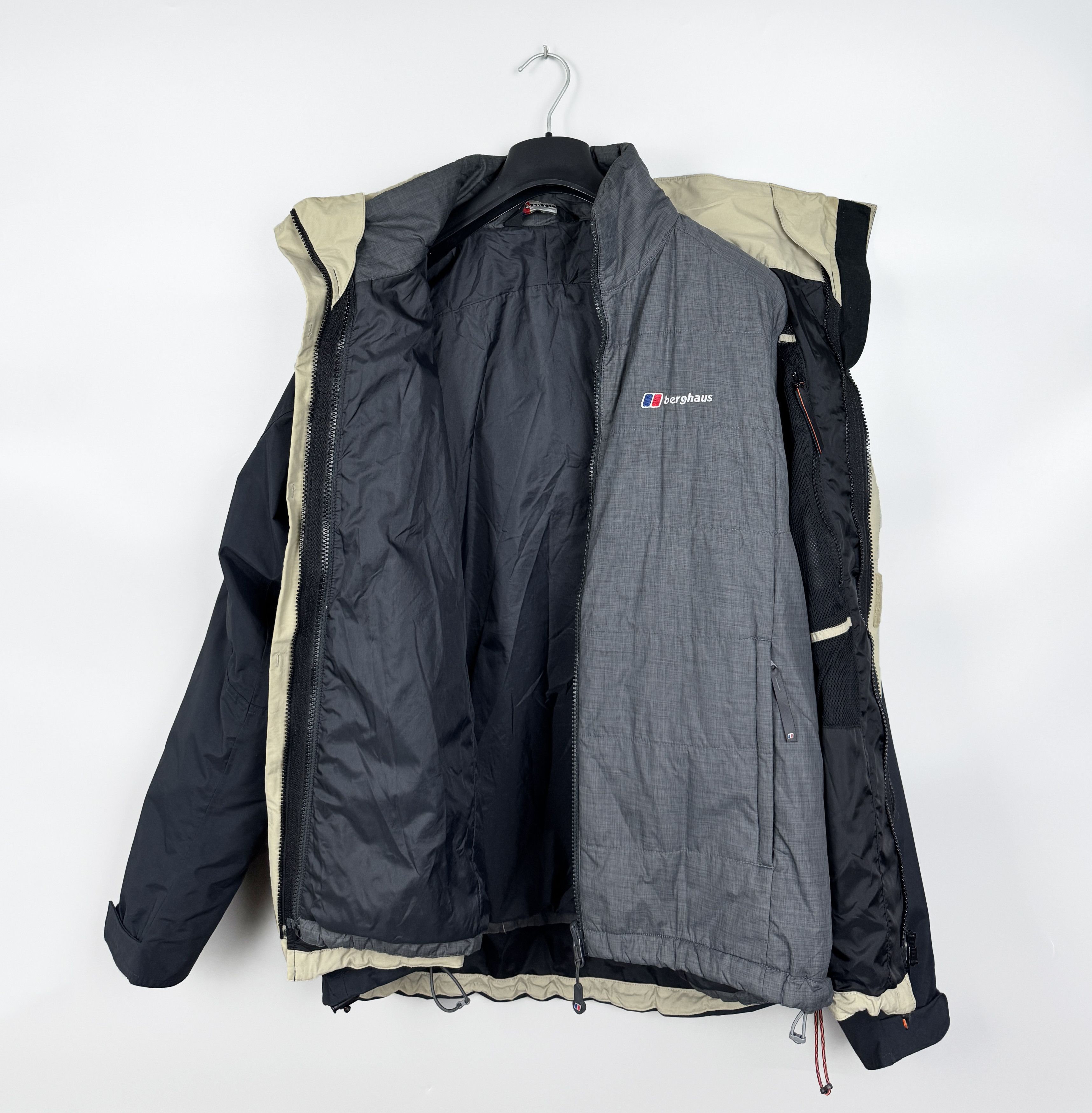 Berghaus Berghaus 3 in 1 Aquafoil Outdoor Jacket Size US M / EU 48-50 / 2 - 3 Thumbnail