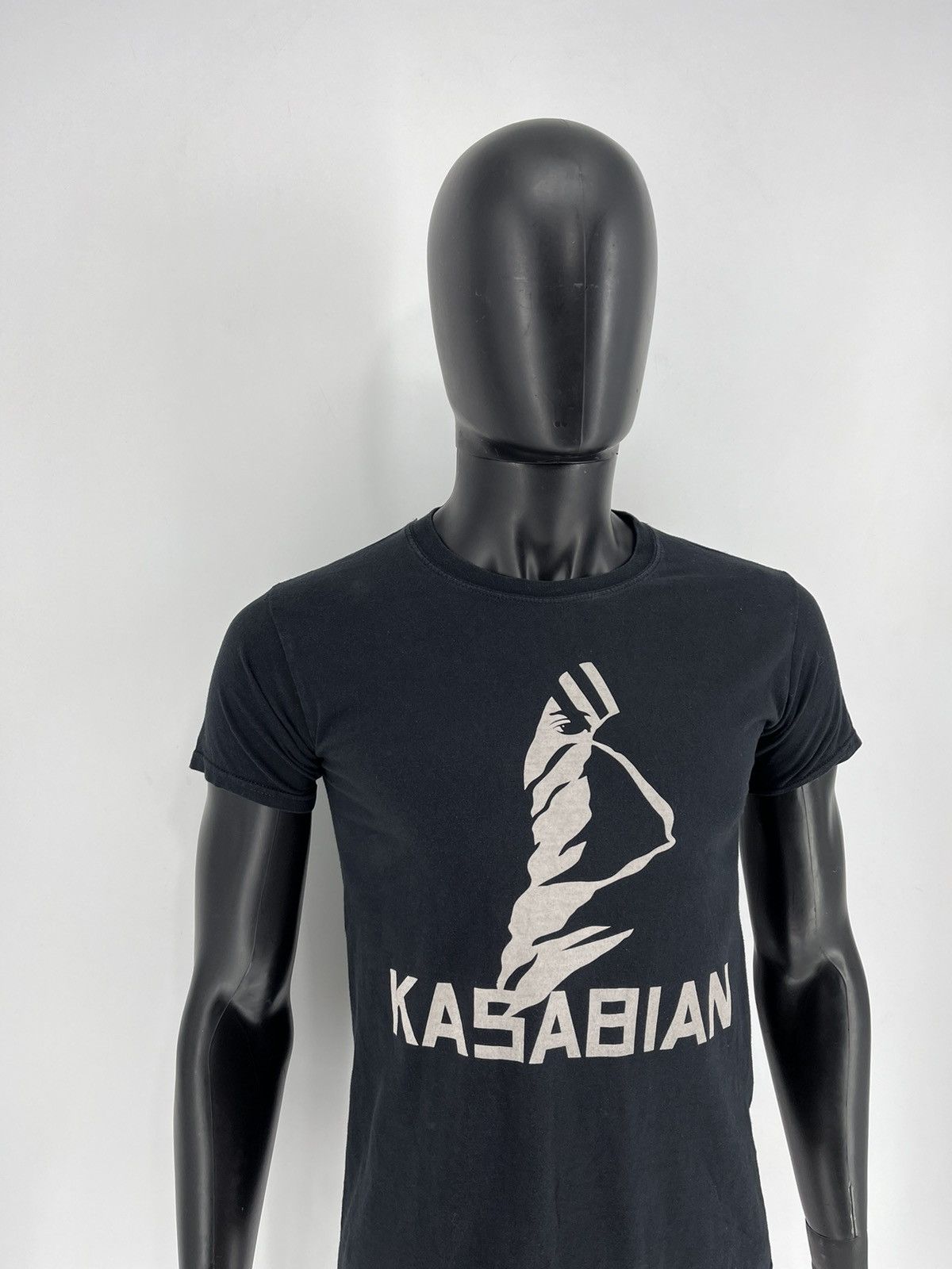 Band Tees × Vintage Vintage Y2K Kasabian Band Tour Streetwear Style Graphic Size US S / EU 44-46 / 1 - 3 Thumbnail