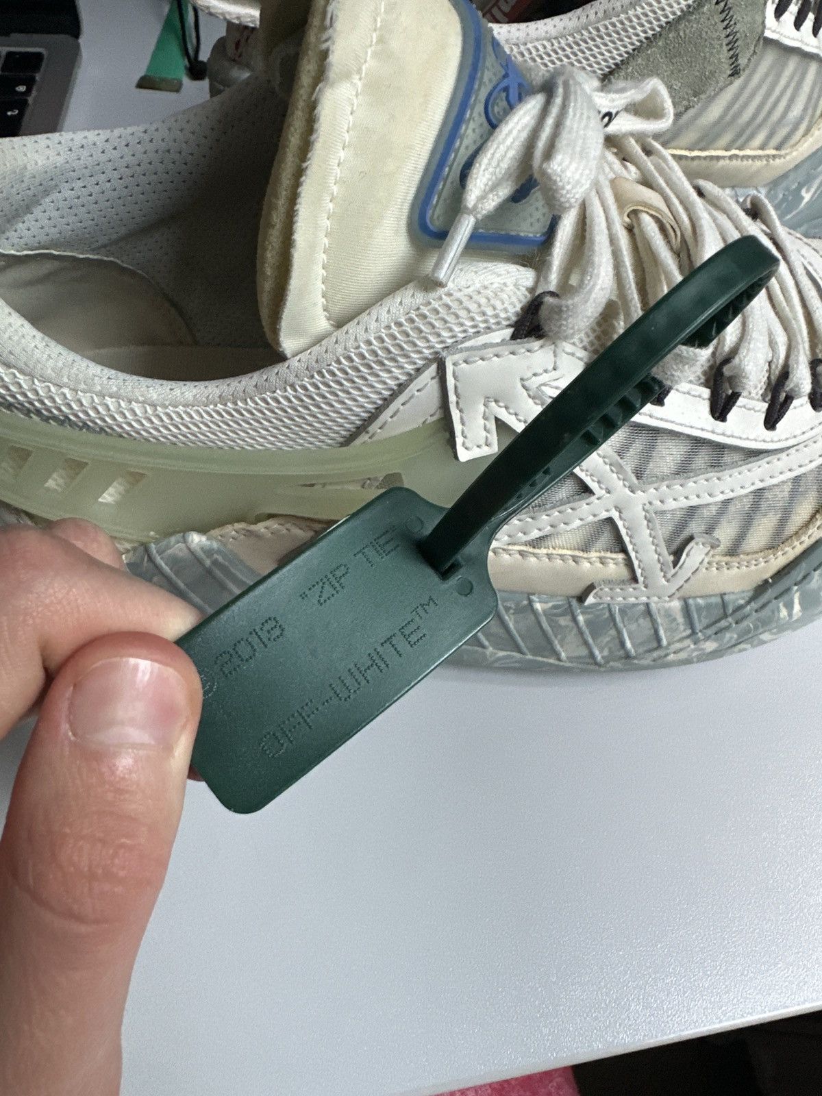 Off-White Off-white odsy 1000 blue marble 43 Size US 9 / EU 42 - 5 Thumbnail