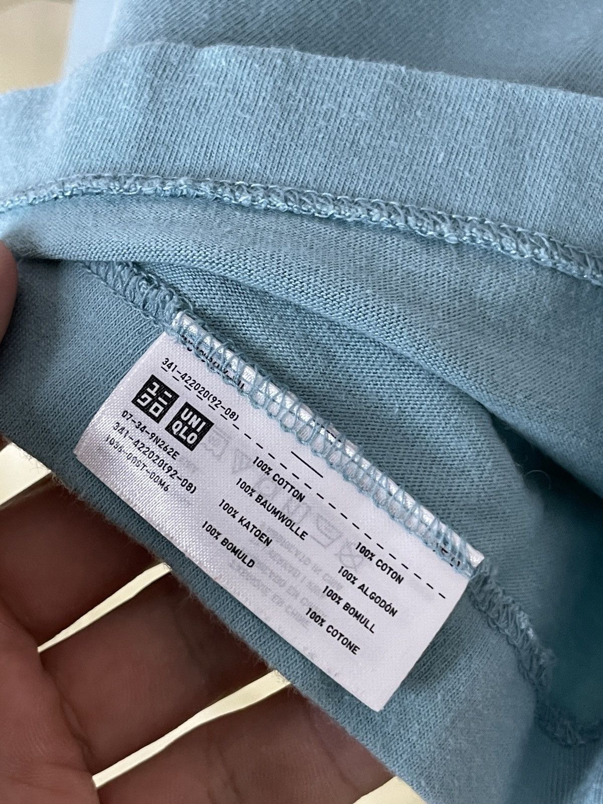 Kaws × Uniqlo Uniqlo X Kaws T Shirt tee Size US L / EU 52-54 / 3 - 5 Thumbnail