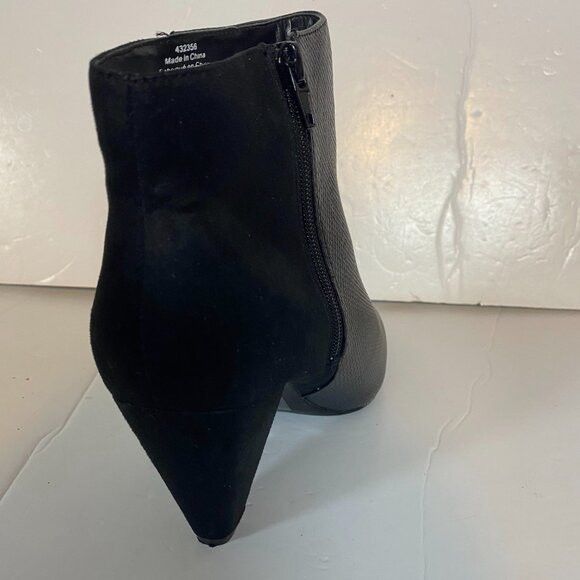 Other LifeStride Pointed Toe Black Snakeskin Ankle Boots Sz 7W Size US 7 / IT 37 - 9 Thumbnail
