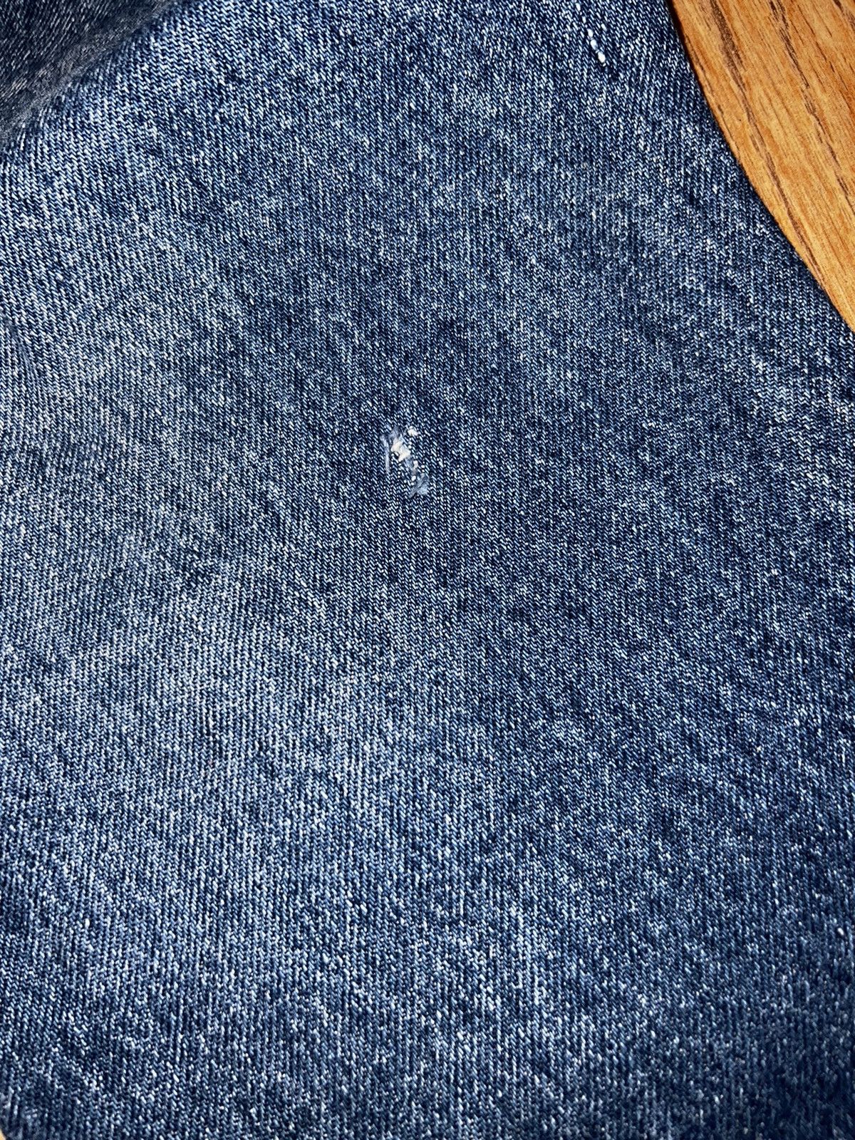 Levi's × Vintage Vintage Distressed Levis 501 Faded Blue Jeans Vintage Size US 32 / EU 48 - 13 Thumbnail
