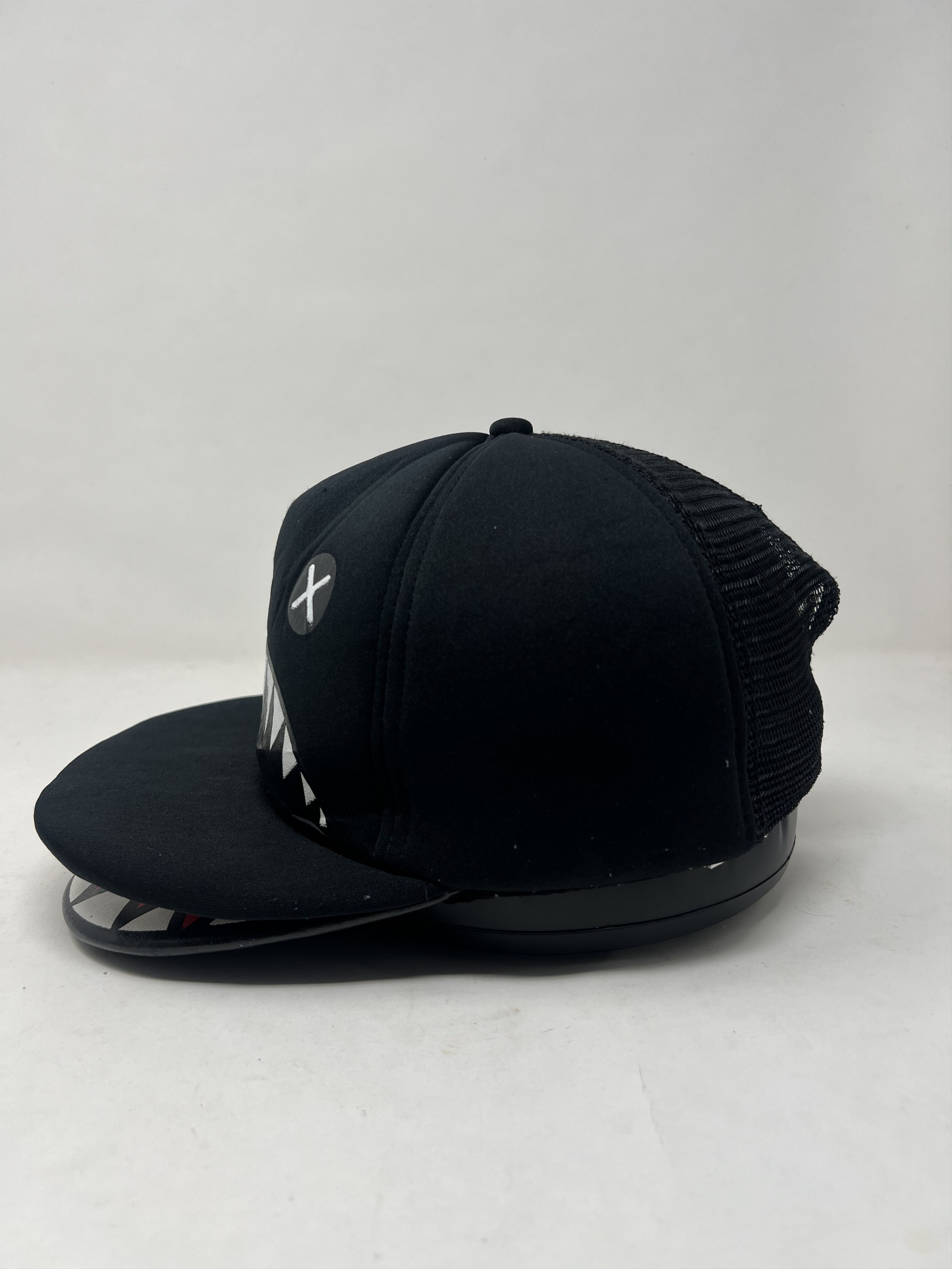 20471120 Shark Rare Cosplay Snapback Hat Size ONE SIZE - 3 Thumbnail