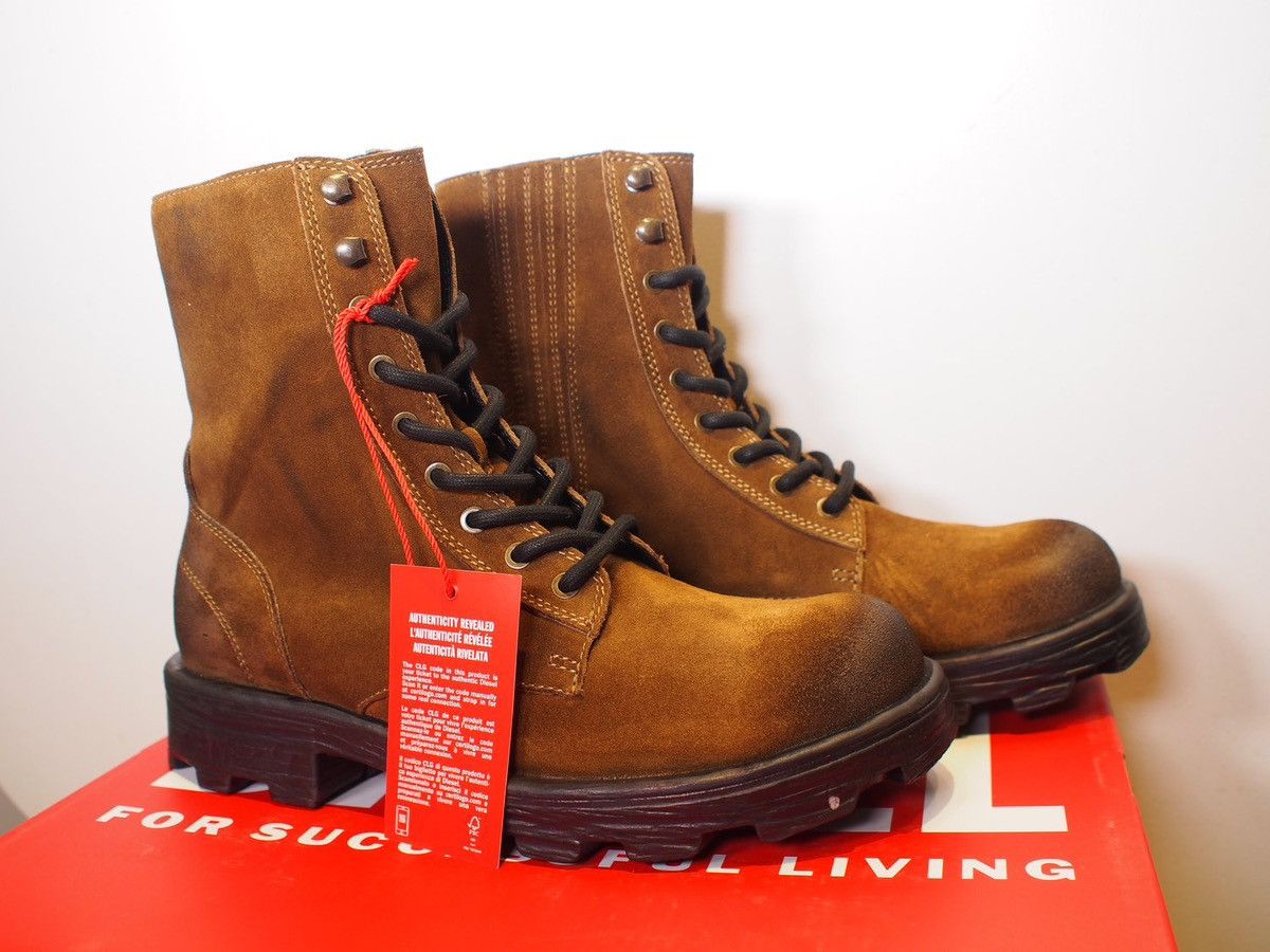 Diesel DIESEL D-HAMMER BT Combat Boots - Walnut Brown Oiled Suede Size US 10.5 / EU 43-44 - 4 Thumbnail