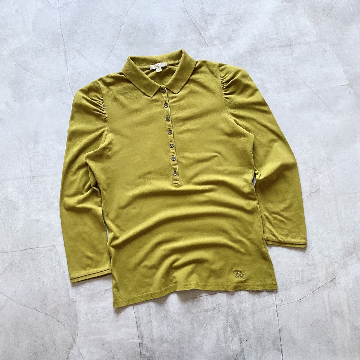 Burberry Vintage Burberry Brit Small Embroidered Logo Longsleeve Tee Size L / US 10 / IT 46 - 1 Thumbnail