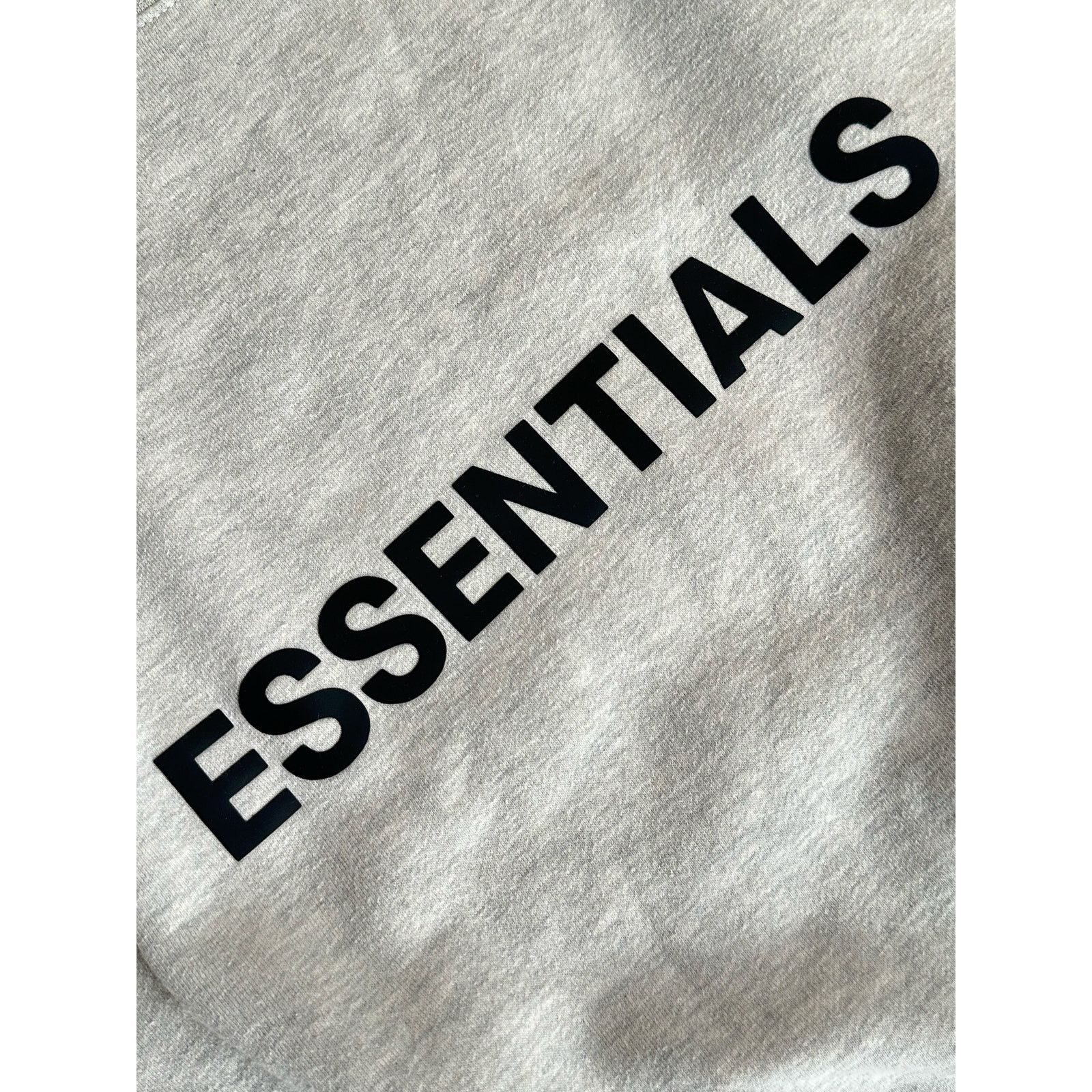 Fear of God Fear of God Essentials Crewneck Gray Crewneck - Size XS Size US XS / EU 42 / 0 - 3 Thumbnail