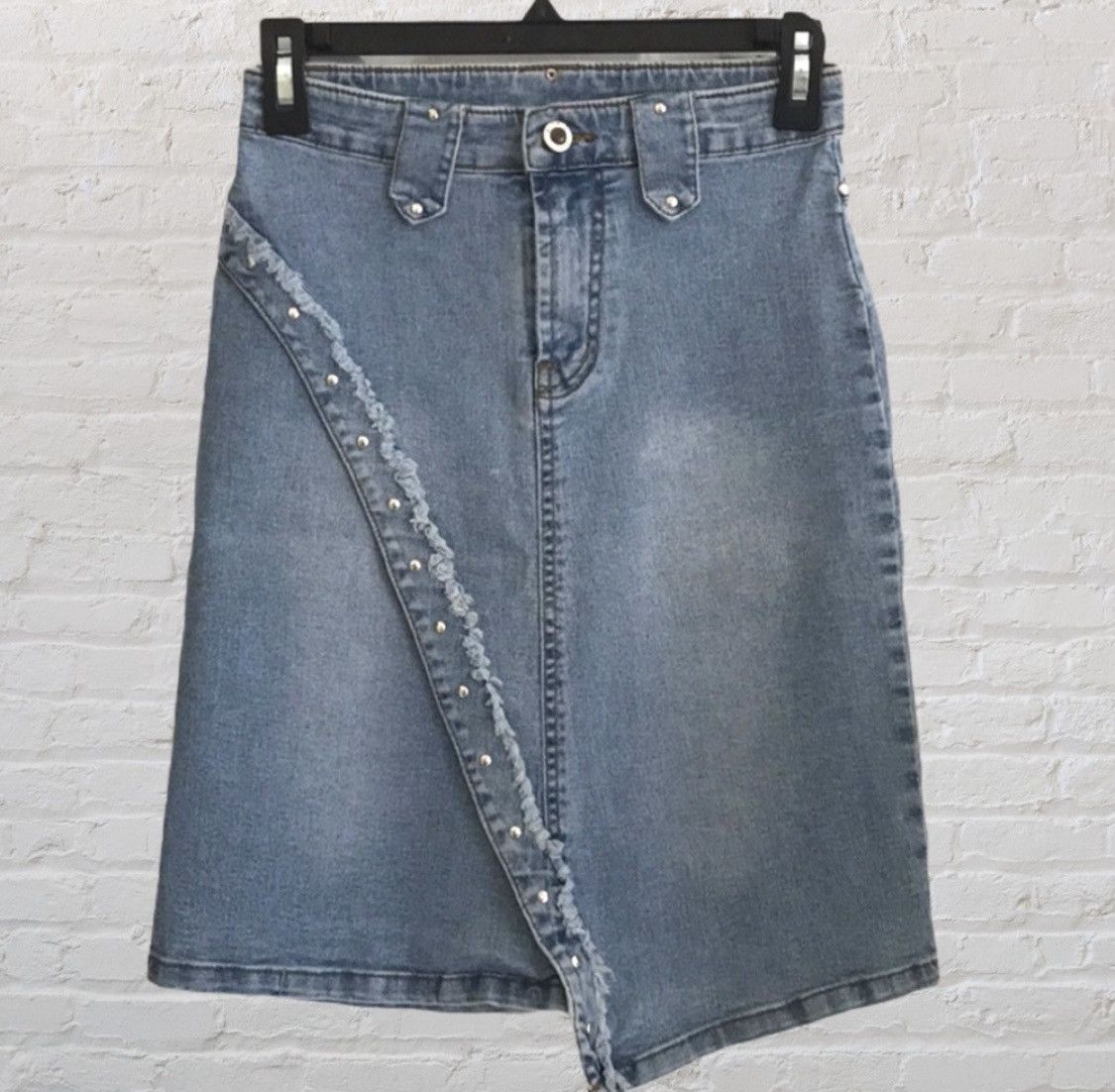 Other HIGH WAISTED BACK SLIT ASYMMETRICAL EMBELLISHED JEAN SKIRT Size 26" / US 2 / IT 38 - 1 Thumbnail