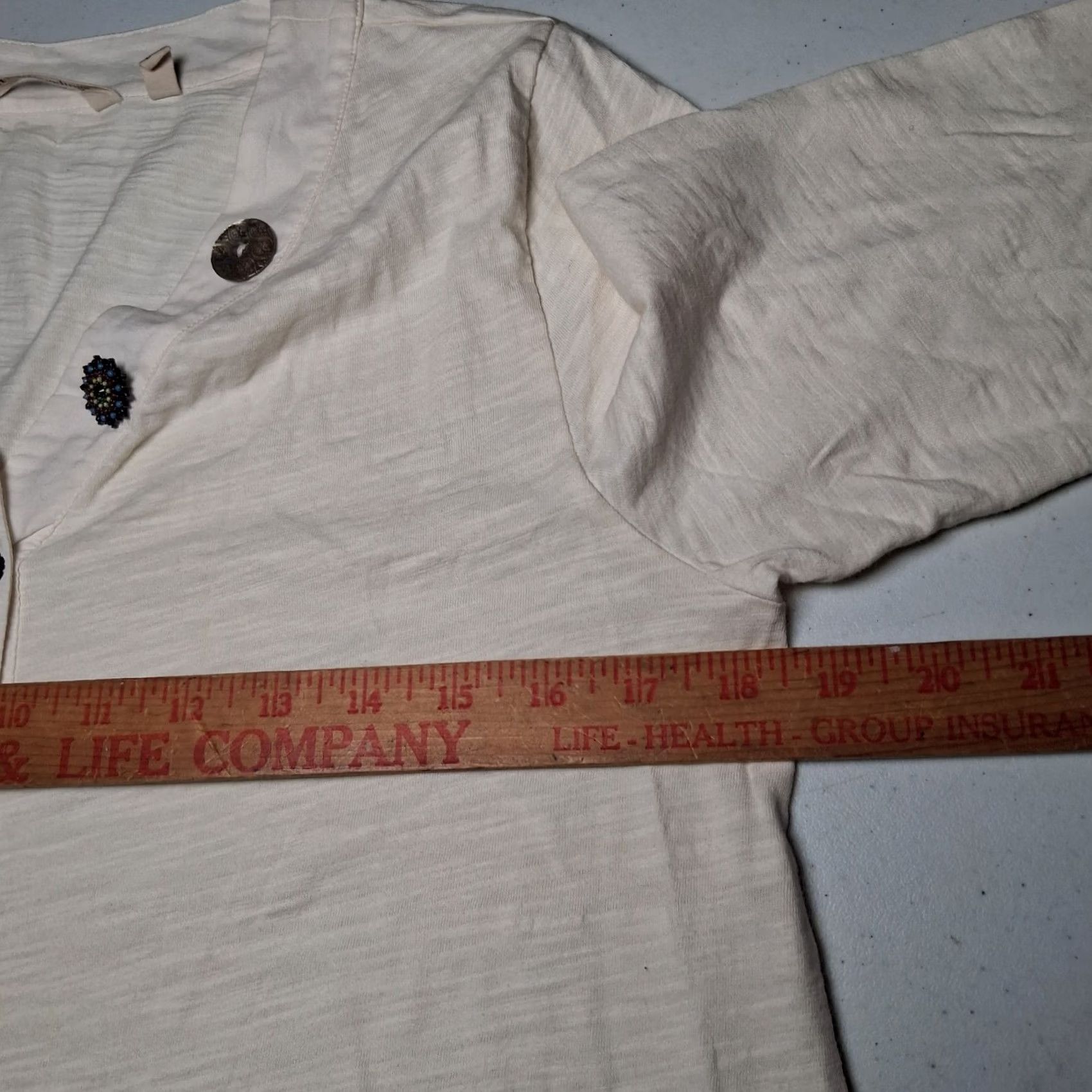 Soft Surroundings Soft Surroundings Shirt Small Ivory Button-Up Tunic S Womens Bohemian Artsy V-Neck Knit Cotton Long Sleeve Casual Size S / US 4 / IT 40 - 4 Thumbnail