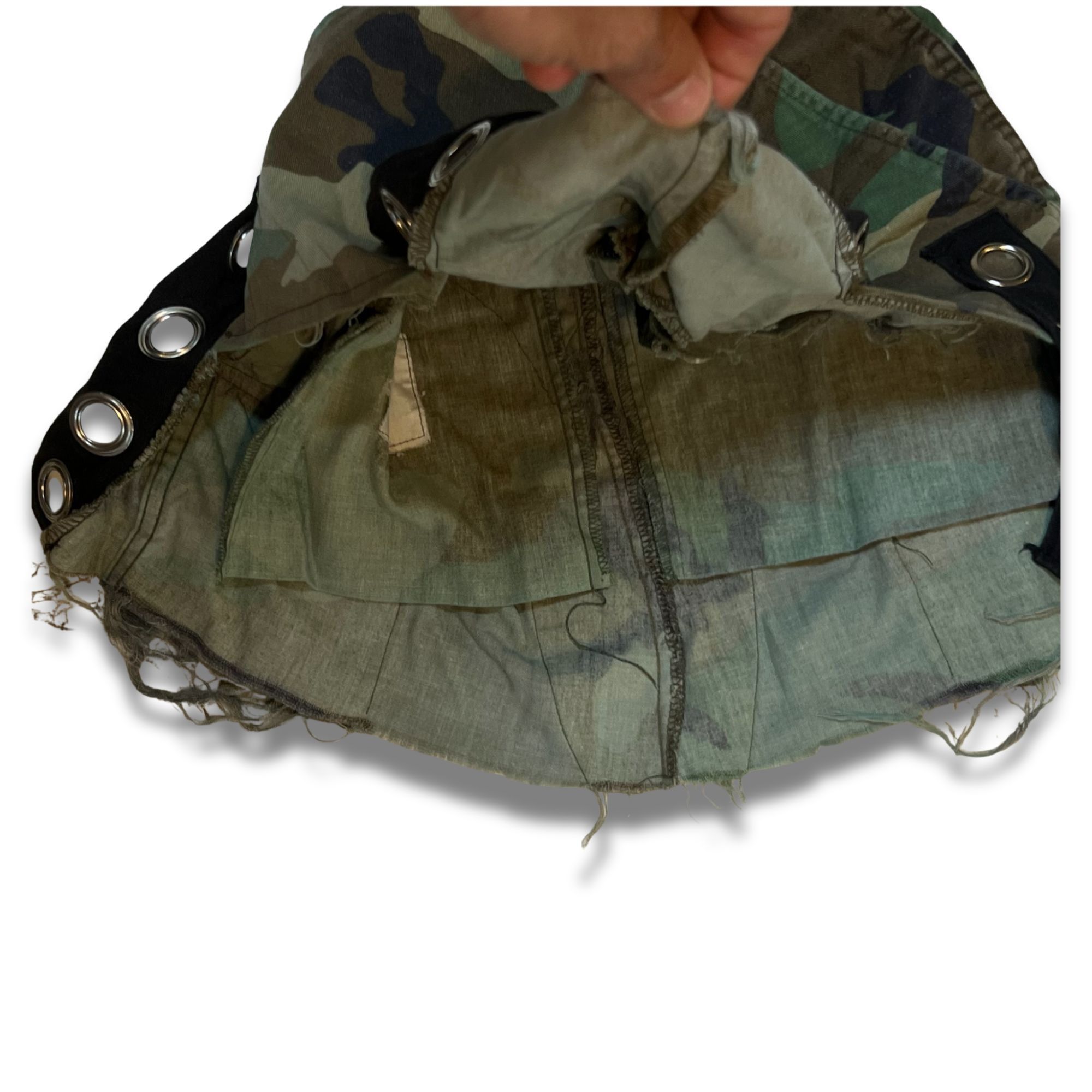 Other Vintage Green Camo Mini Skirt With Grommet Strap Details & F Size 30" / US 8 / IT 44 - 5 Thumbnail
