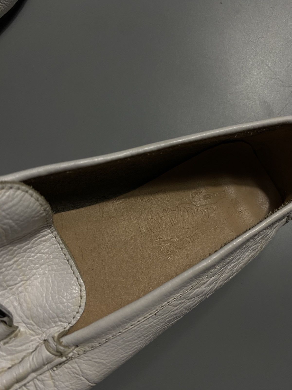 Salvatore Ferragamo Salvatore Ferragamo white leather loafers shoes Size US 9 / IT 39 - 9 Thumbnail