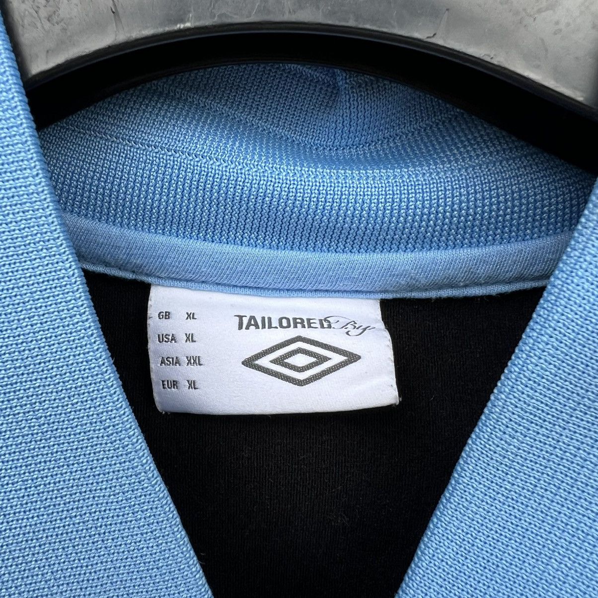 Umbro Manchester city umbro soccer track jacket football vintage Size US XL / EU 56 / 4 - 4 Thumbnail
