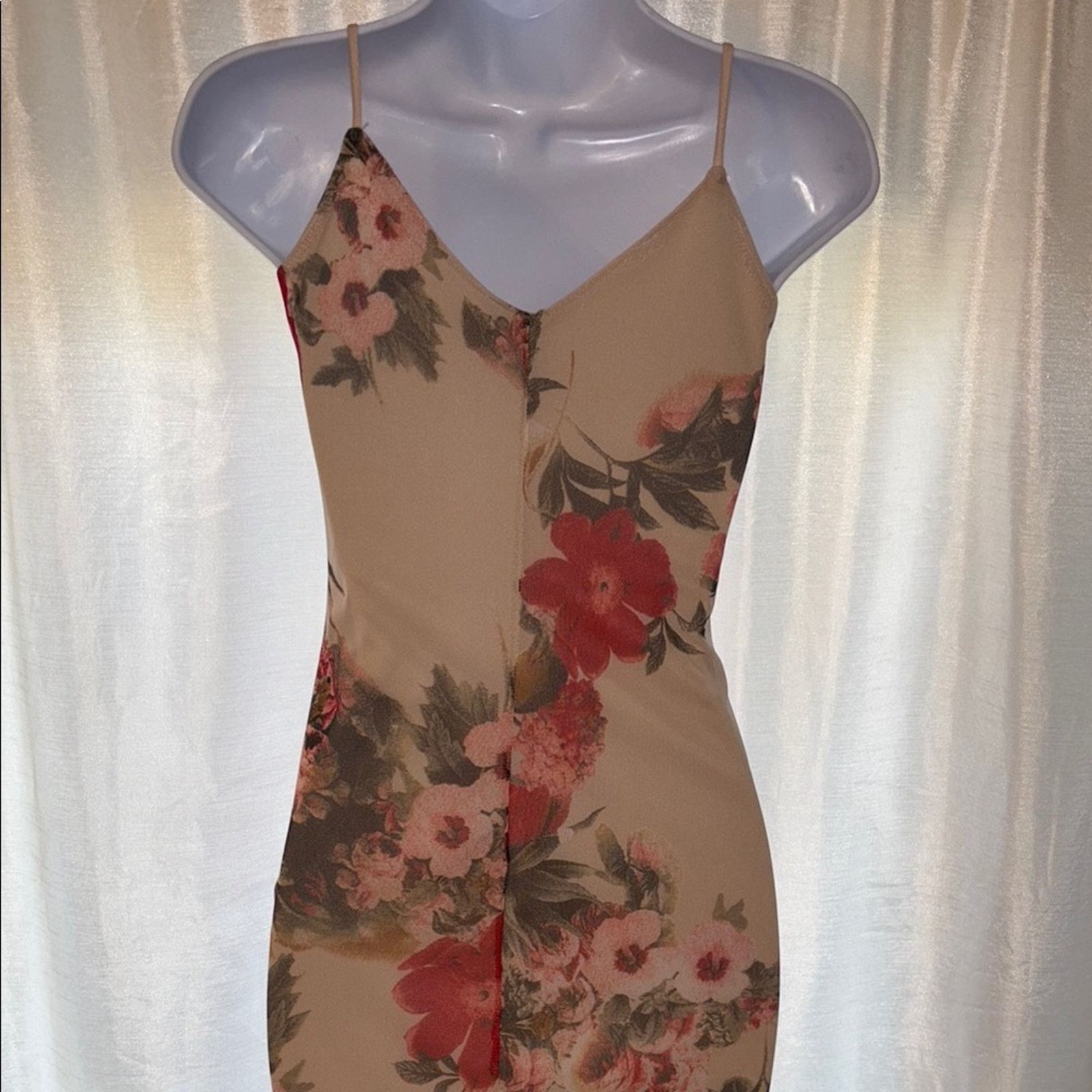 The Unbranded Brand Charlotte Russe Pink/Green Floral Mini Dress - Size Small Size S / US 4 / IT 40 - 3 Thumbnail