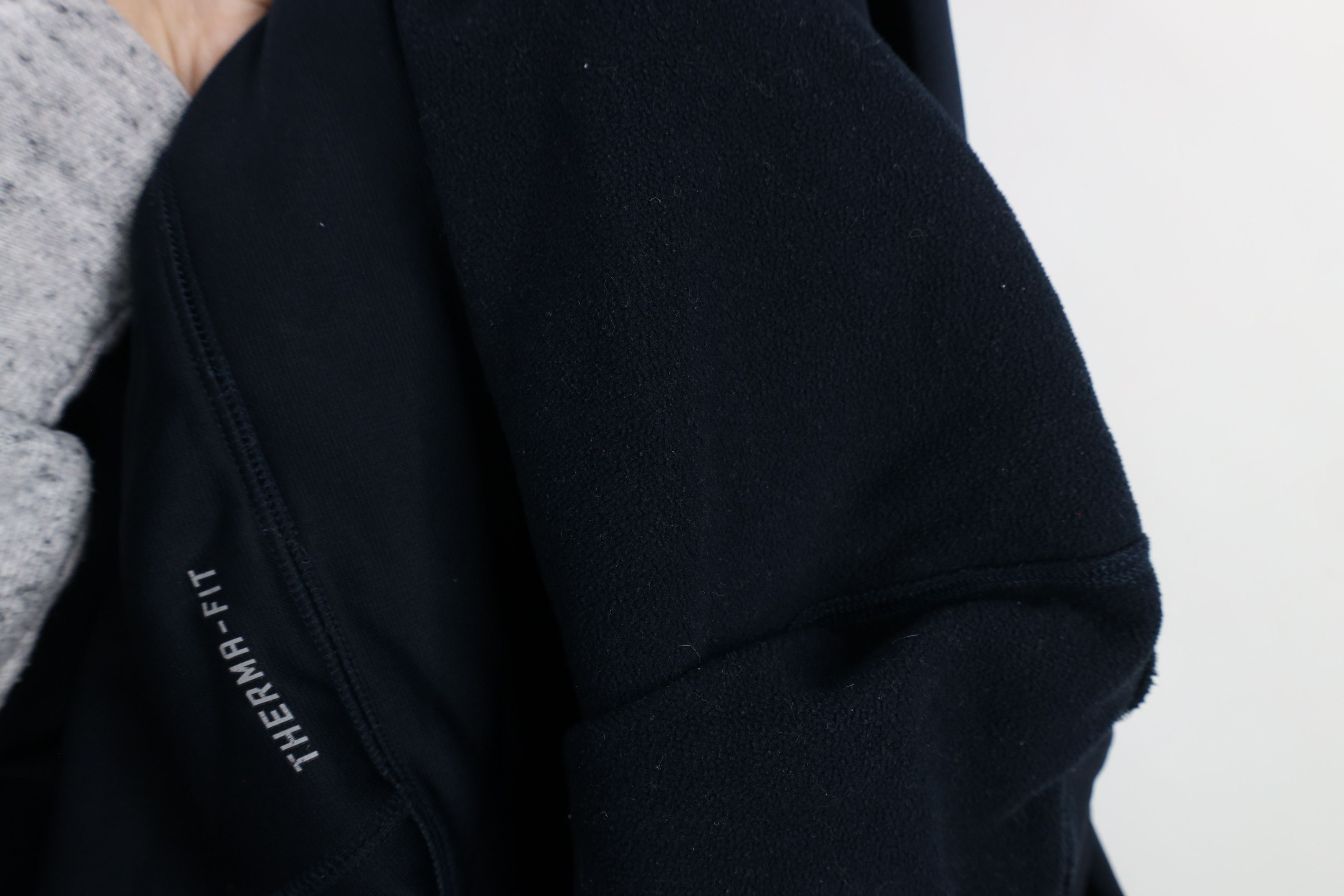 Nike × Vintage Vintage Y2K Nike Therma Fit Monochrome Lined Sweatshirt Size US XL / EU 56 / 4 - 9 Thumbnail