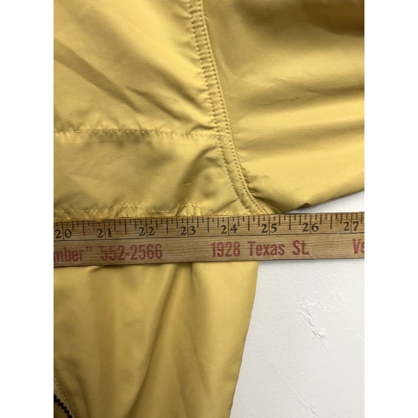 Cutter & Buck Cutter & Buck Windbreaker Mens L Yellow Logo Solid Full Zip Jacket Size US L / EU 52-54 / 3 - 7 Thumbnail