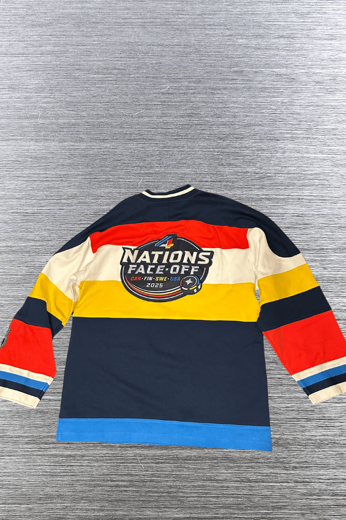 Moose Knuckles 4 Nations Hockey Jersey – Size small