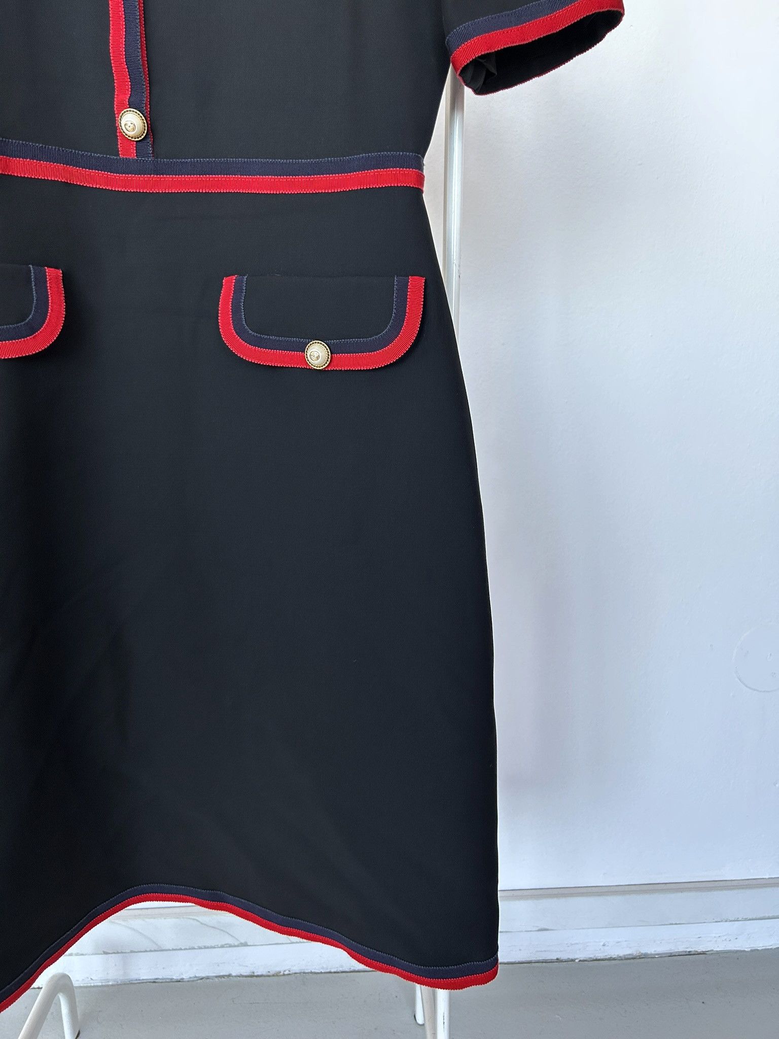 Gucci 2017 Gucci ribbon trim short sleeve wool and silk mini dress Size M / US 6-8 / IT 42-44 - 8 Thumbnail