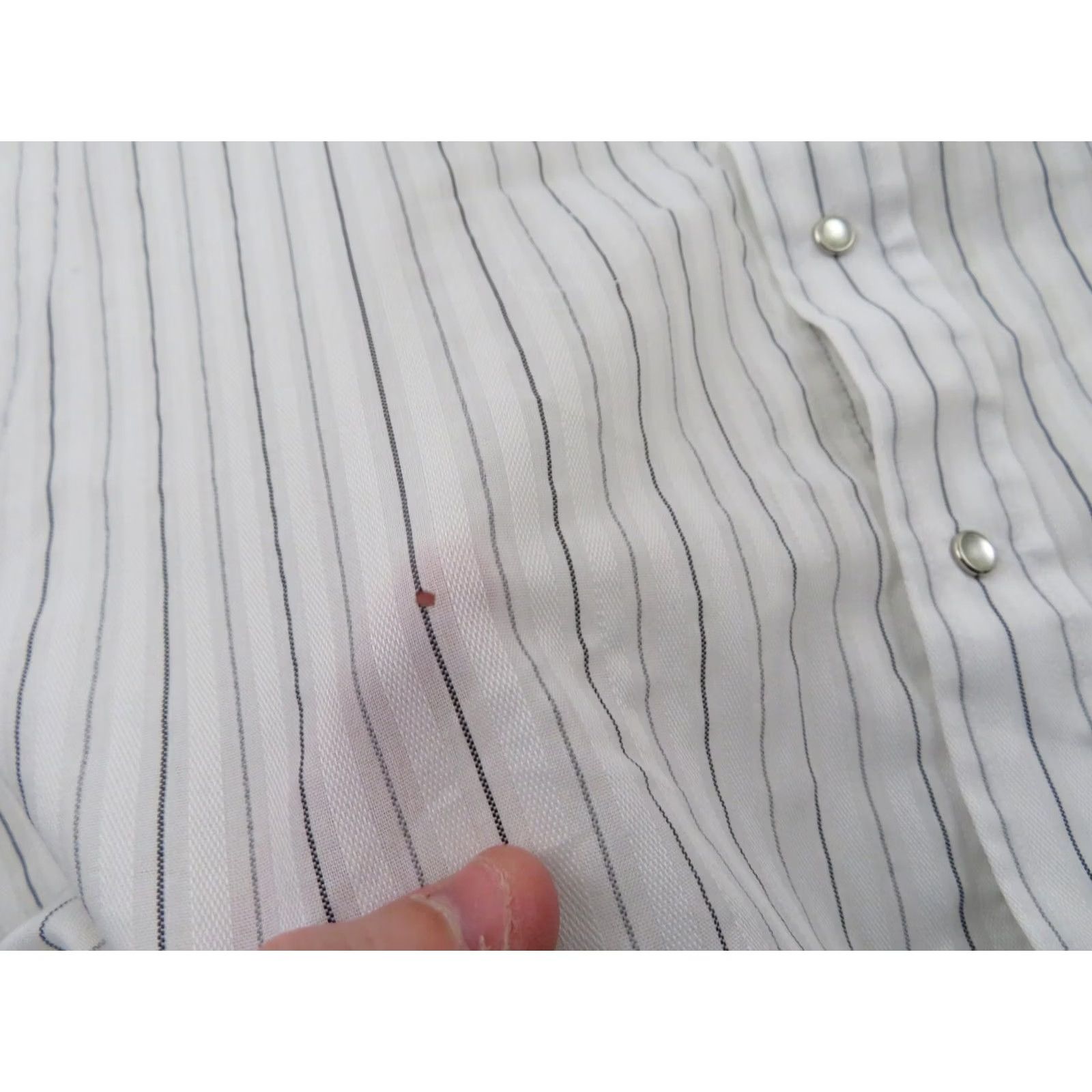 Armani VINTAGE Karman 70s 80s Western Shirt Mens Large Striped Pearl Snap Cowboy Long Sleeve White Size US L / EU 52-54 / 3 - 5 Thumbnail