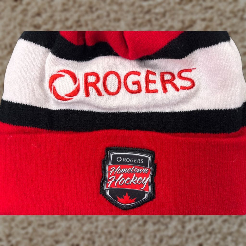 Vintage Rogers Hometown Hockey Beanie Toque Adult One Size Red Acrylic Blend Knit Pom Hat Mens Size ONE SIZE - 1 Thumbnail