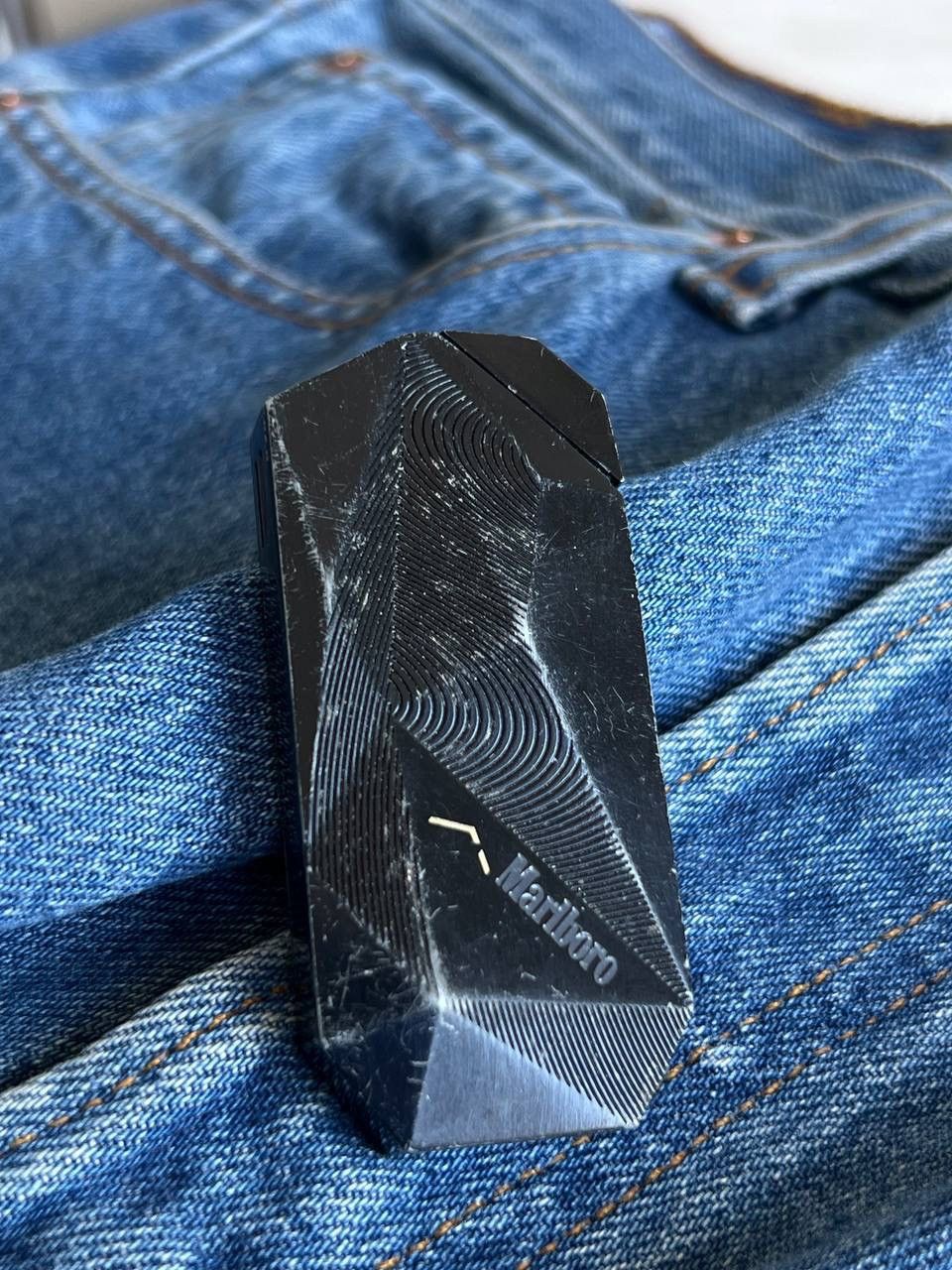 Marlboro ELEGANCE MARLBORO BLACK GEOMETRIC METAL PUNK ROCK LIGHTER Size ONE SIZE - 7 Thumbnail