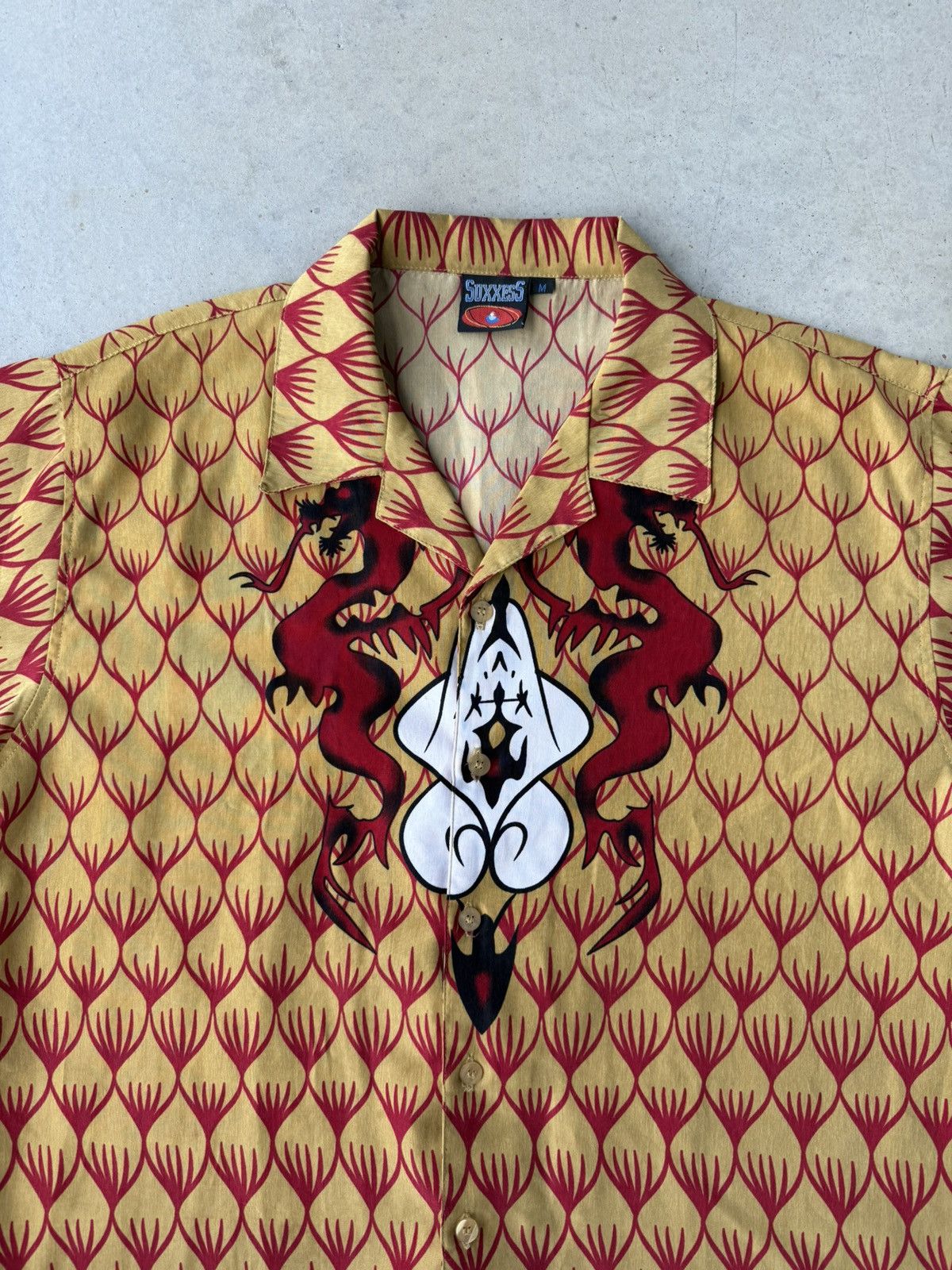 Vintage Vintage Y2K Dragon Short Aop Sleeve Button Up Size US M / EU 48-50 / 2 - 3 Thumbnail