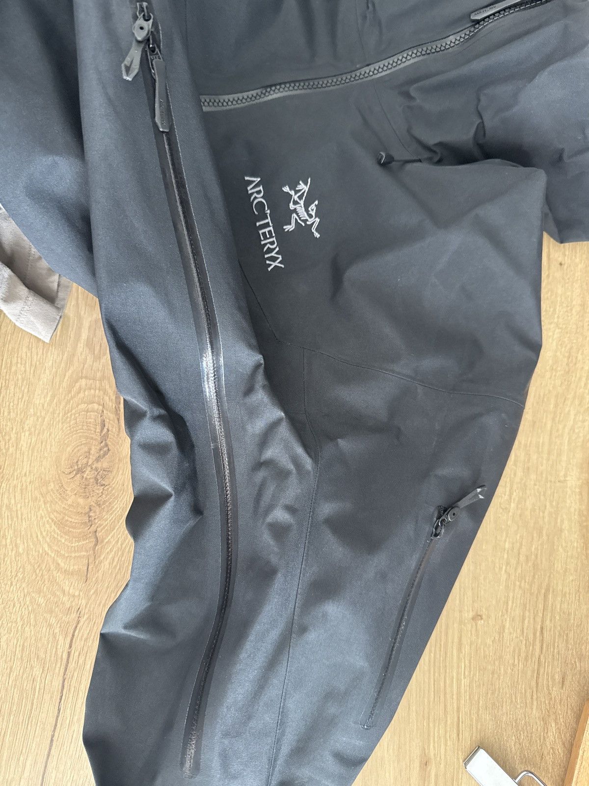 Arc'teryx Arc’teryx Alpha SV Black Size US L / EU 52-54 / 3 - 9 Thumbnail