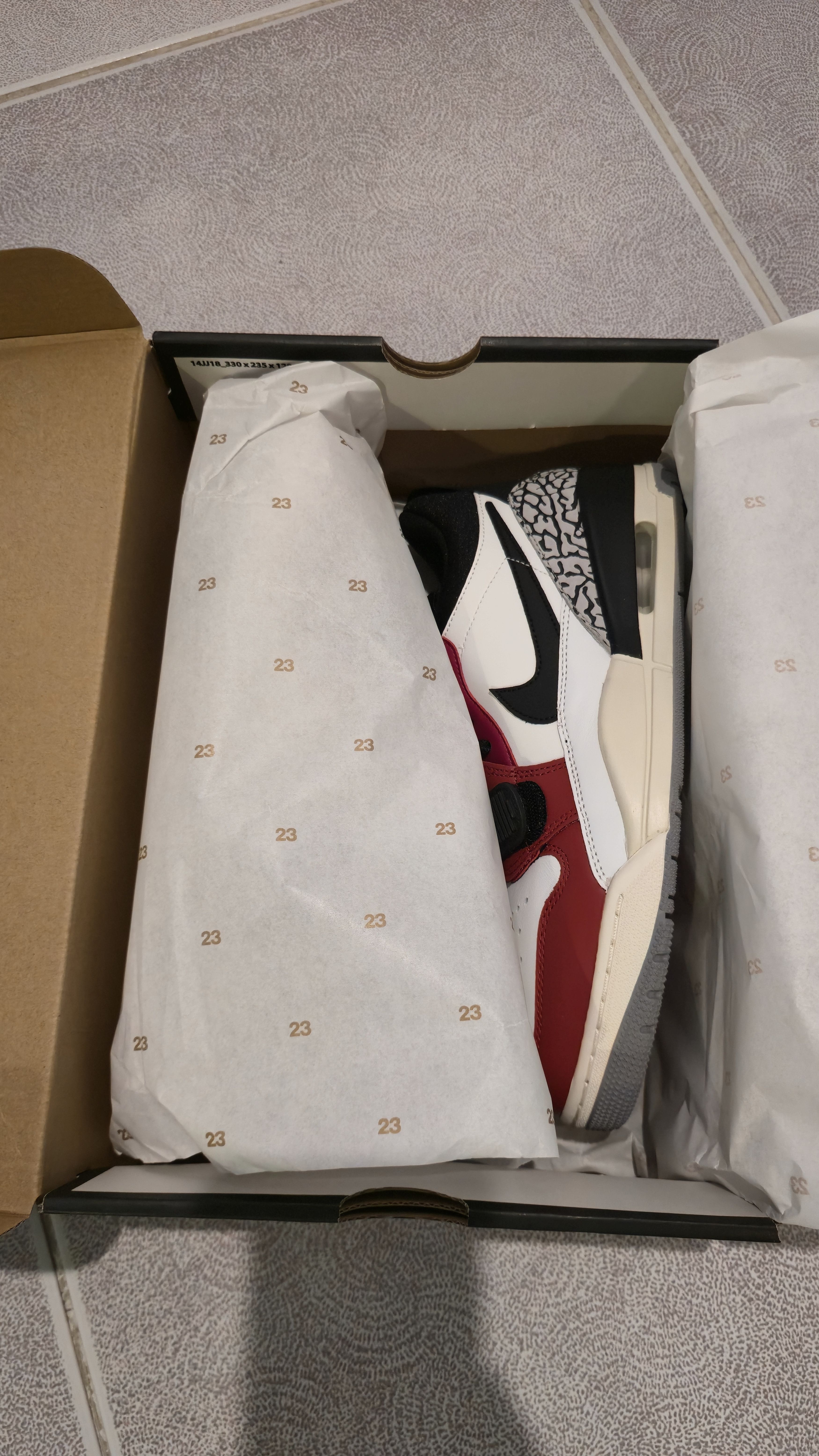 Jordan Brand Jordan Legacy 312 Low "Chicago" Summit White Size US 9.5 / EU 42-43 - 12 Thumbnail