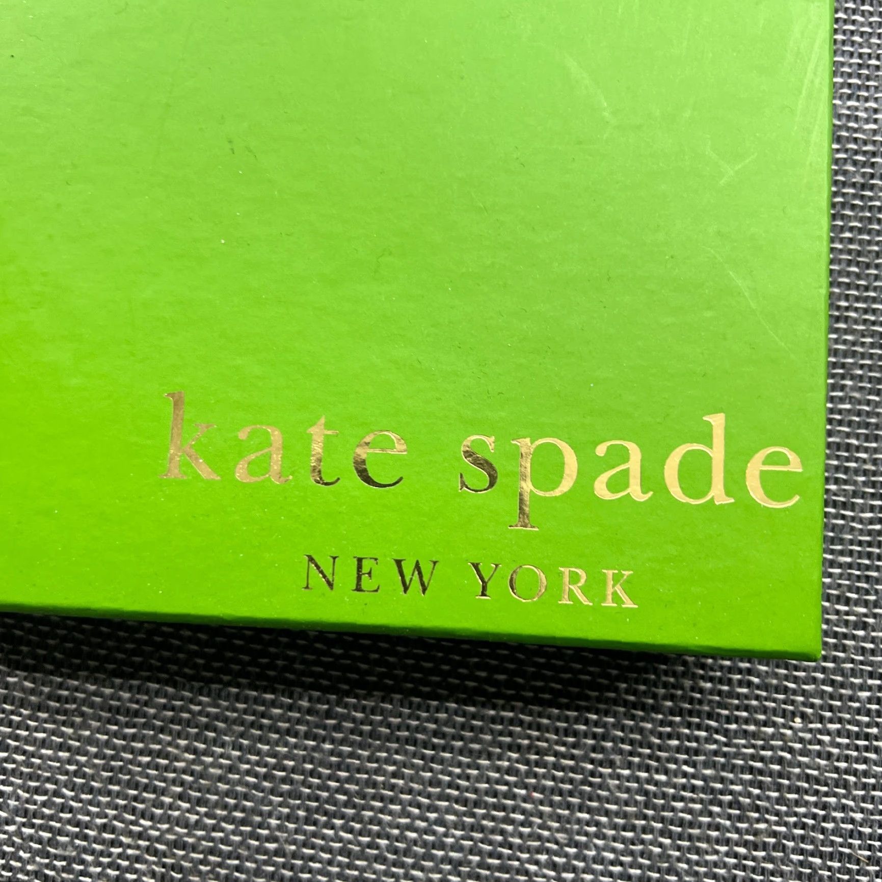 Vintage Kate Spade Coin Purse Empty Box ONLY New York Green Original Women Money Clip Purse Box Kate Spade Green (Vintage not indicated) Size ONE SIZE - 3 Thumbnail