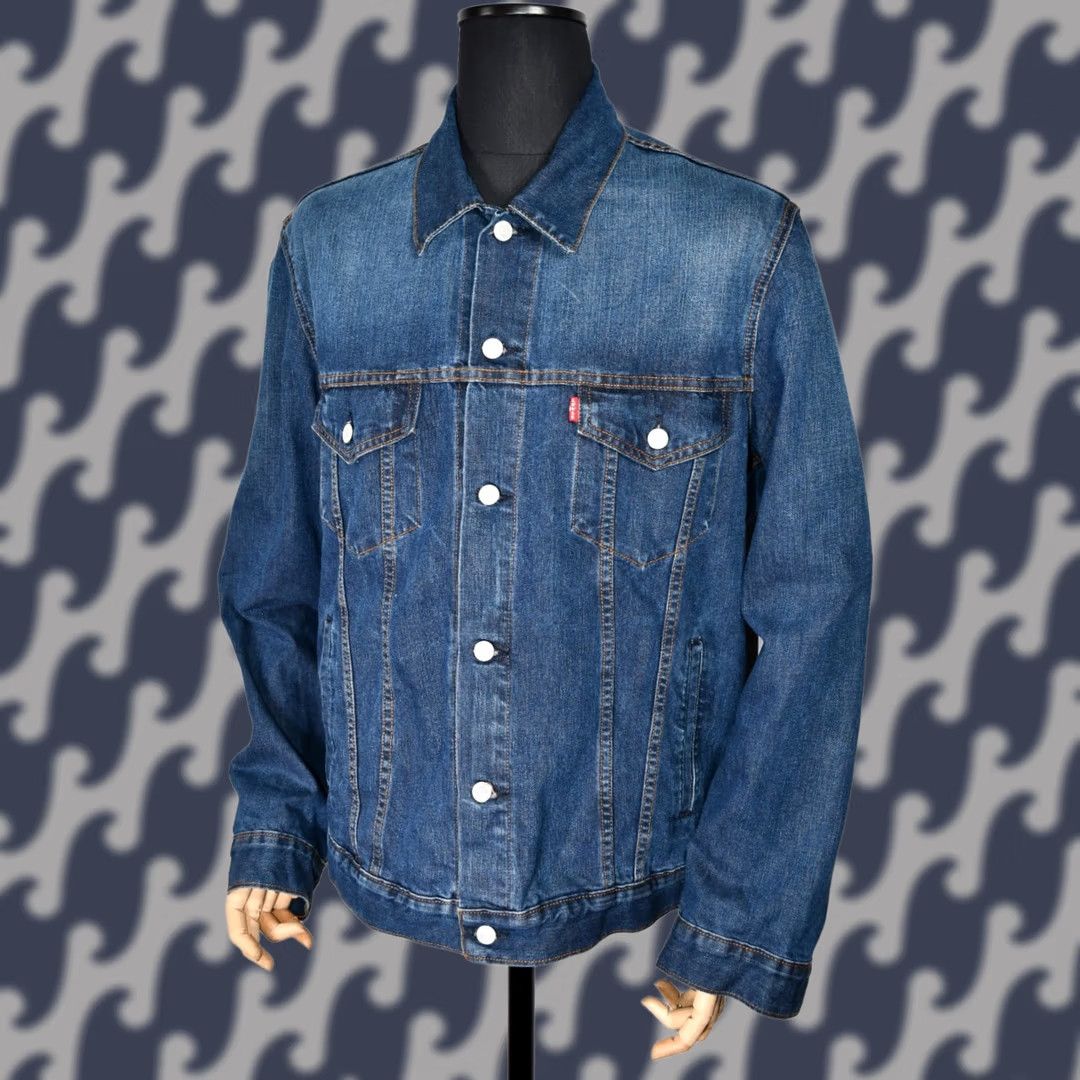 Levi's Levi’s Trucker Jacket Denim Blue XL Men’s Regular Size 100% Cotton Casual Jacket | 64cm Chest 73cm Length 70cm Sleeve Standard Size US 36 / EU 52 - 1 Thumbnail
