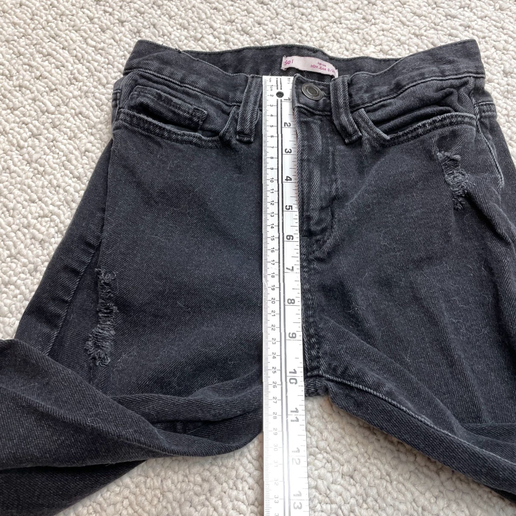 Vintage SO Distressed Mom Jeans Juniors 0 Black Denim High Rise Slim Fit 26x26 Solid Jeans Womens Size 26" / US 2 / IT 38 - 5 Thumbnail