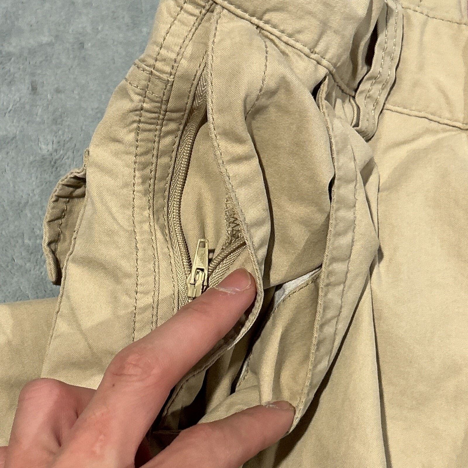 Tommy Hilfiger Hilfiger Beyond Baggy Cargo Convertible Pants 34x30 Relaxed Size US 34 / EU 50 - 12 Thumbnail