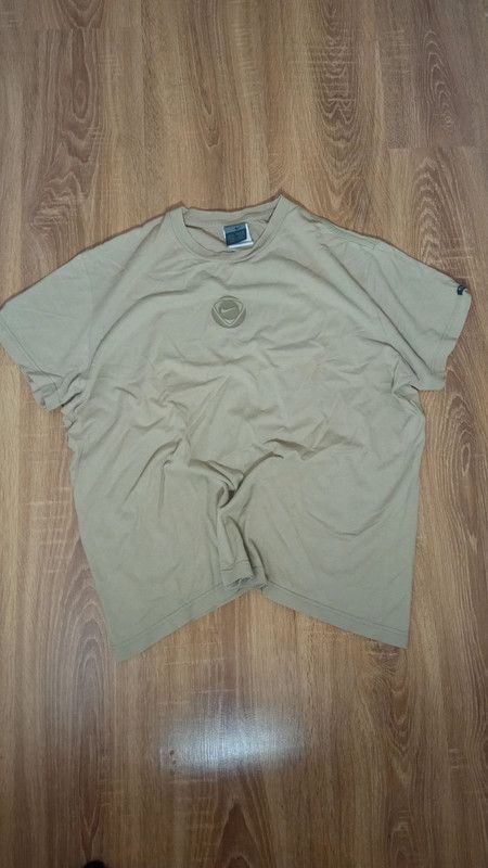 Nike Vintage Nike tee t-shirt XL beige 00s y2k Size US XL / EU 56 / 4 - 1 Thumbnail
